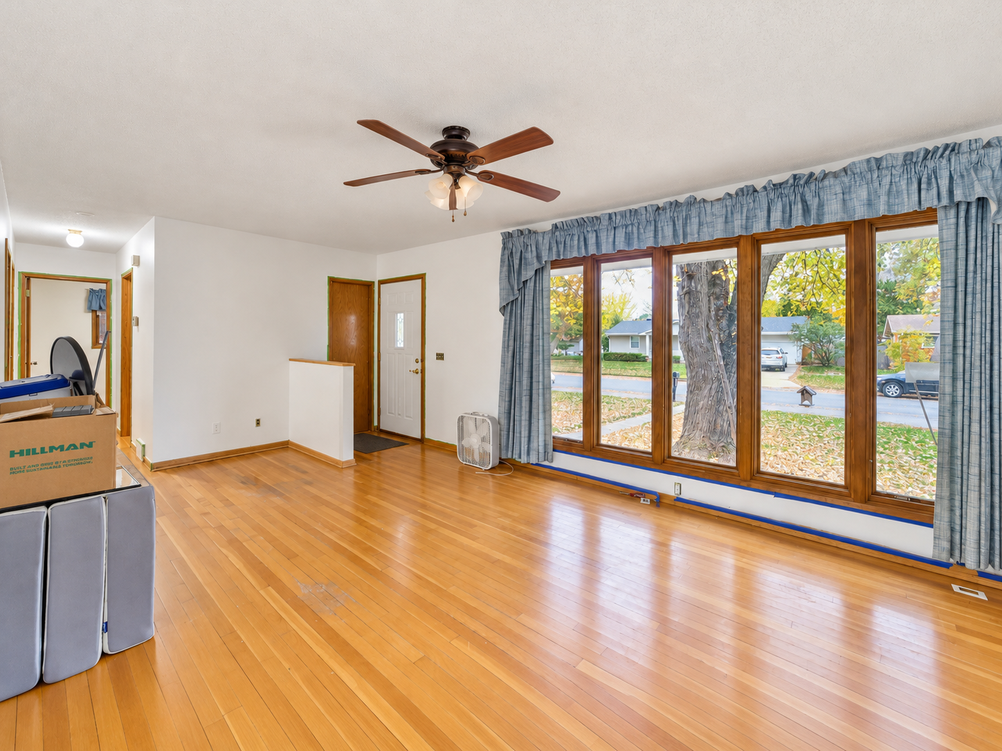 1968 single family home for sale at 908 12th Avenue NE in Brainerd, MN — 3 bed, 2 bath (photo 6 of 33)