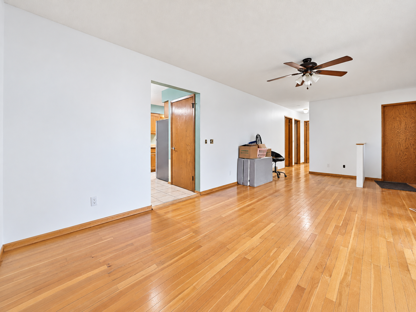 1968 single family home for sale at 908 12th Avenue NE in Brainerd, MN — 3 bed, 2 bath (photo 8 of 33)