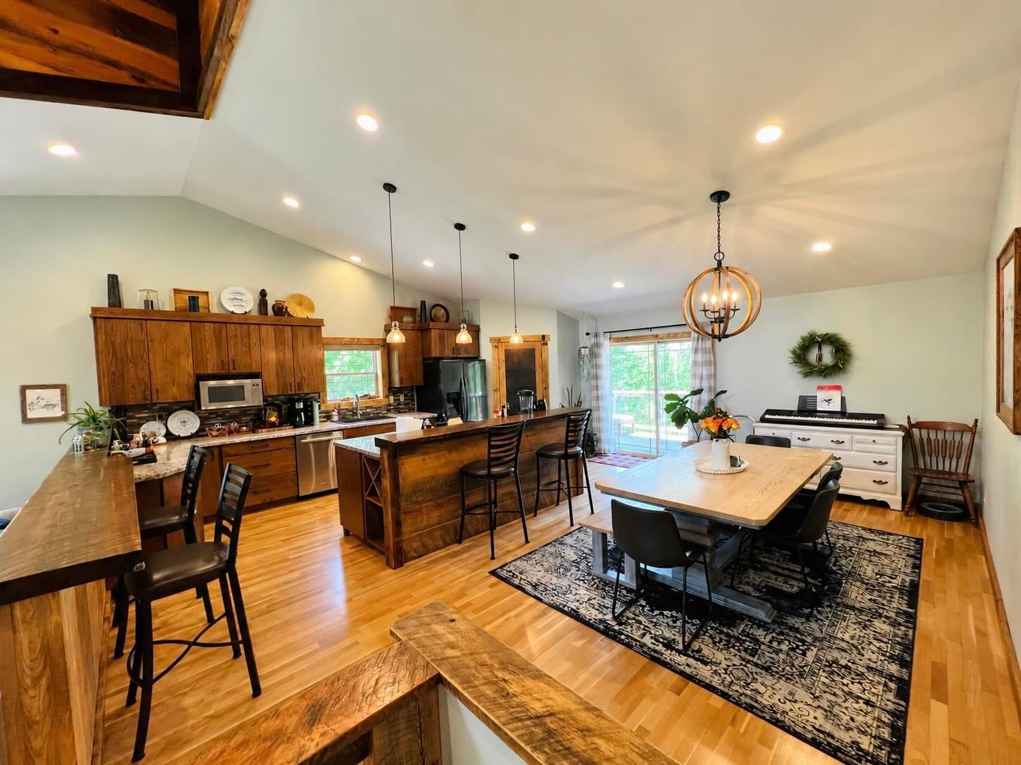 2015 single family home for sale at 216 Margos Way SW in Bemidji, MN — 4 bed, 3 bath (photo 11 of 35)