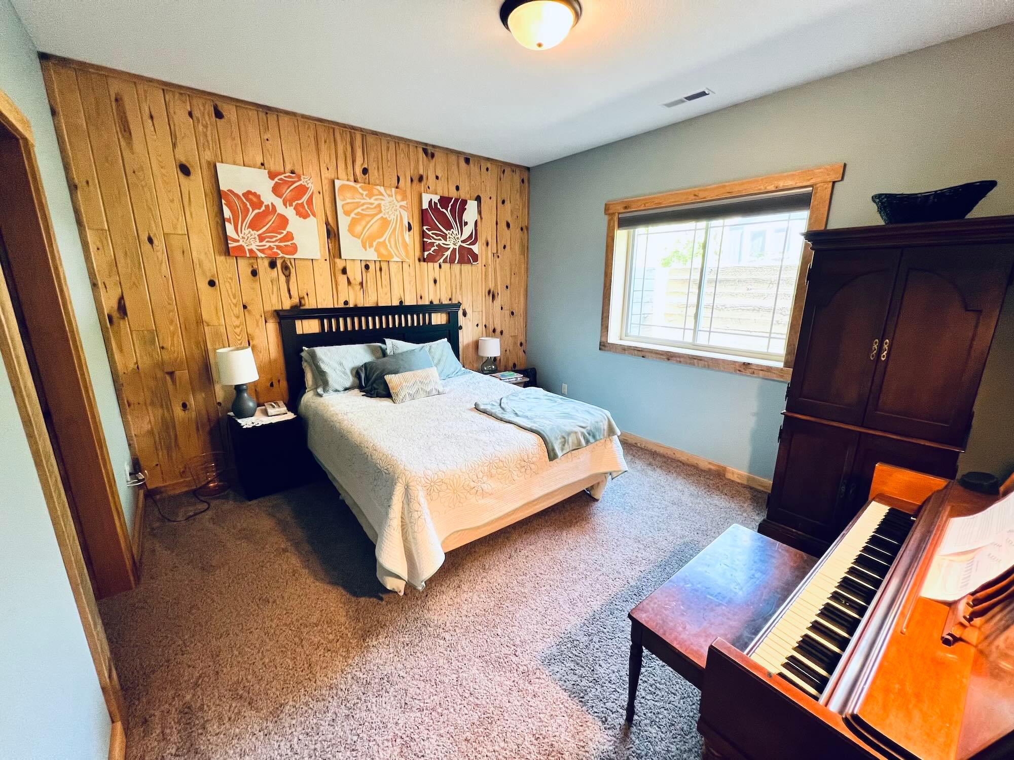2015 single family home for sale at 216 Margos Way SW in Bemidji, MN — 4 bed, 3 bath (photo 23 of 35)