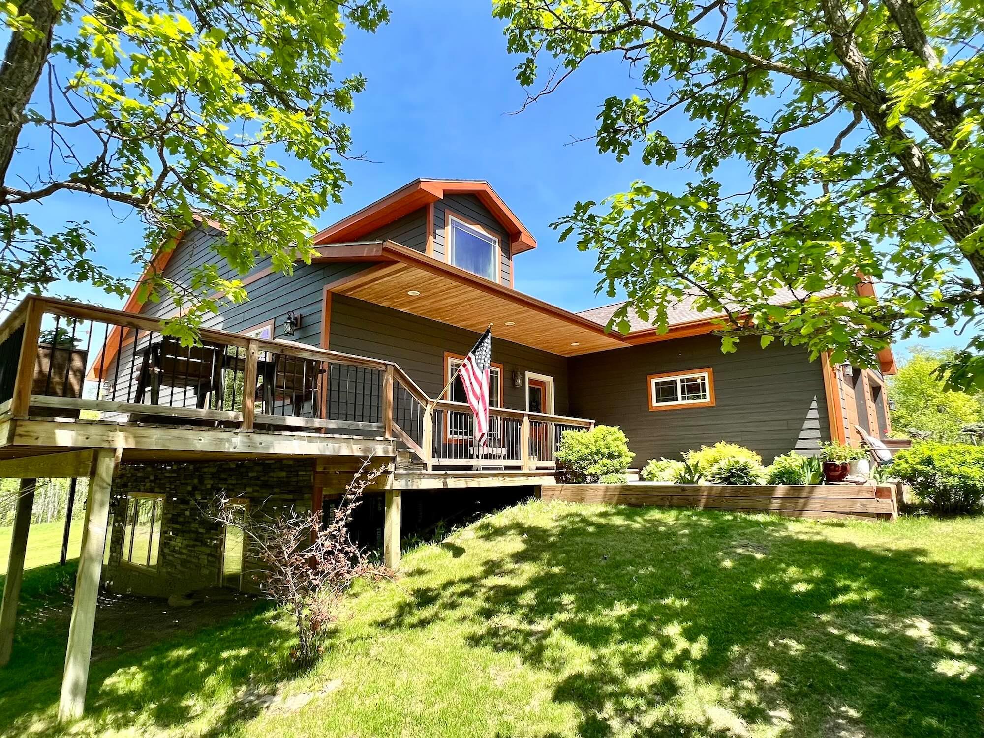 2015 single family home for sale at 216 Margos Way SW in Bemidji, MN — 4 bed, 3 bath (photo 4 of 35)