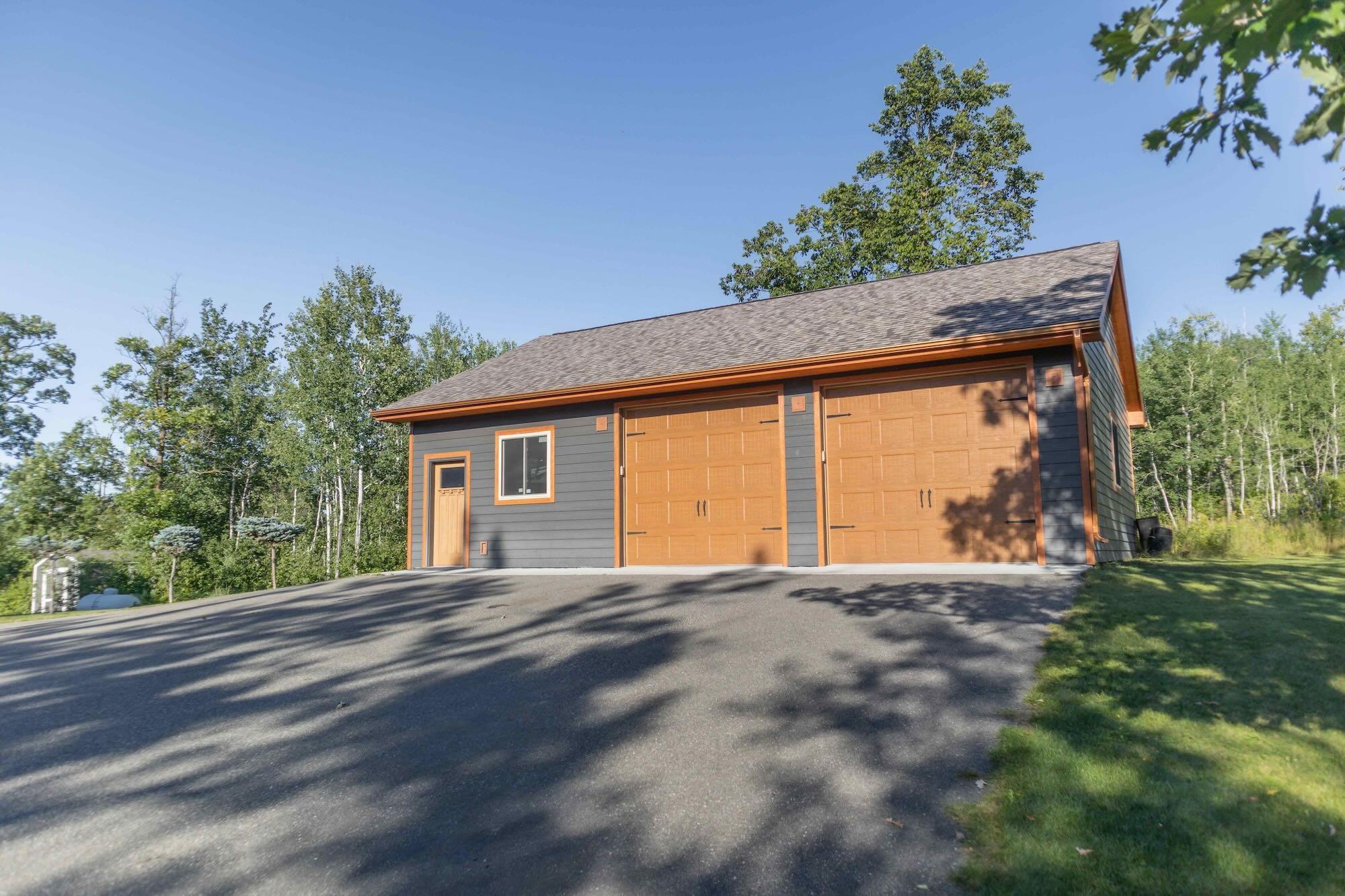 2015 single family home for sale at 216 Margos Way SW in Bemidji, MN — 4 bed, 3 bath (photo 5 of 35)