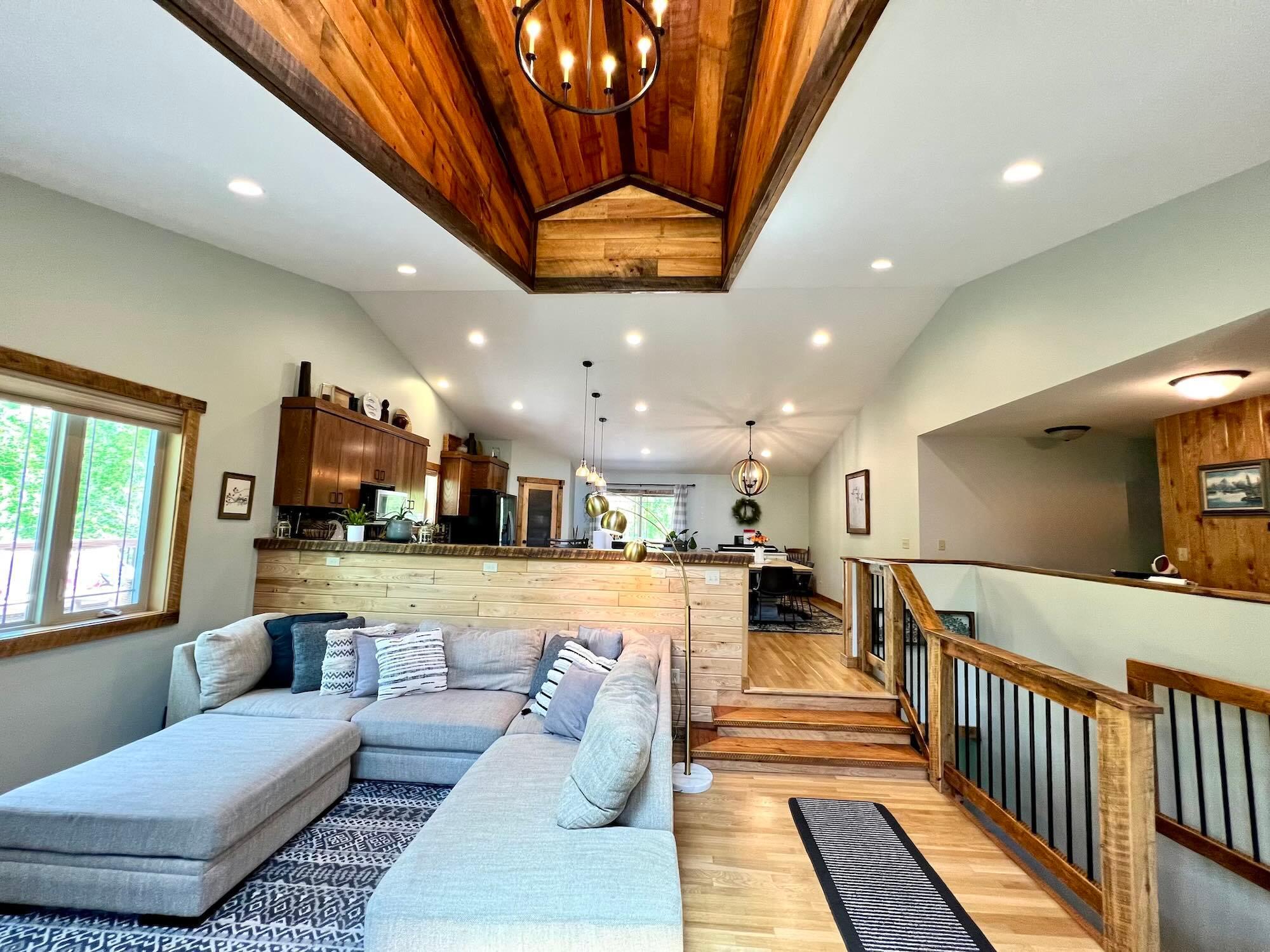 2015 single family home for sale at 216 Margos Way SW in Bemidji, MN — 4 bed, 3 bath (photo 7 of 35)