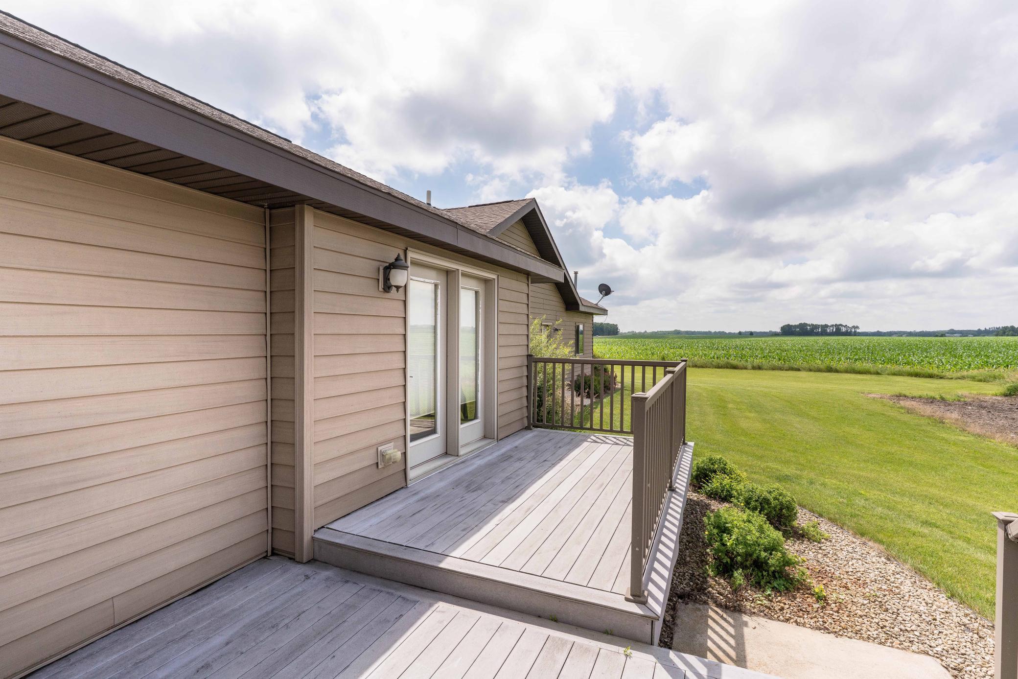 2011 single family home for sale at 6432 Botzet Road NE in Nelson, MN — 2 bed, 3 bath (photo 12 of 78)