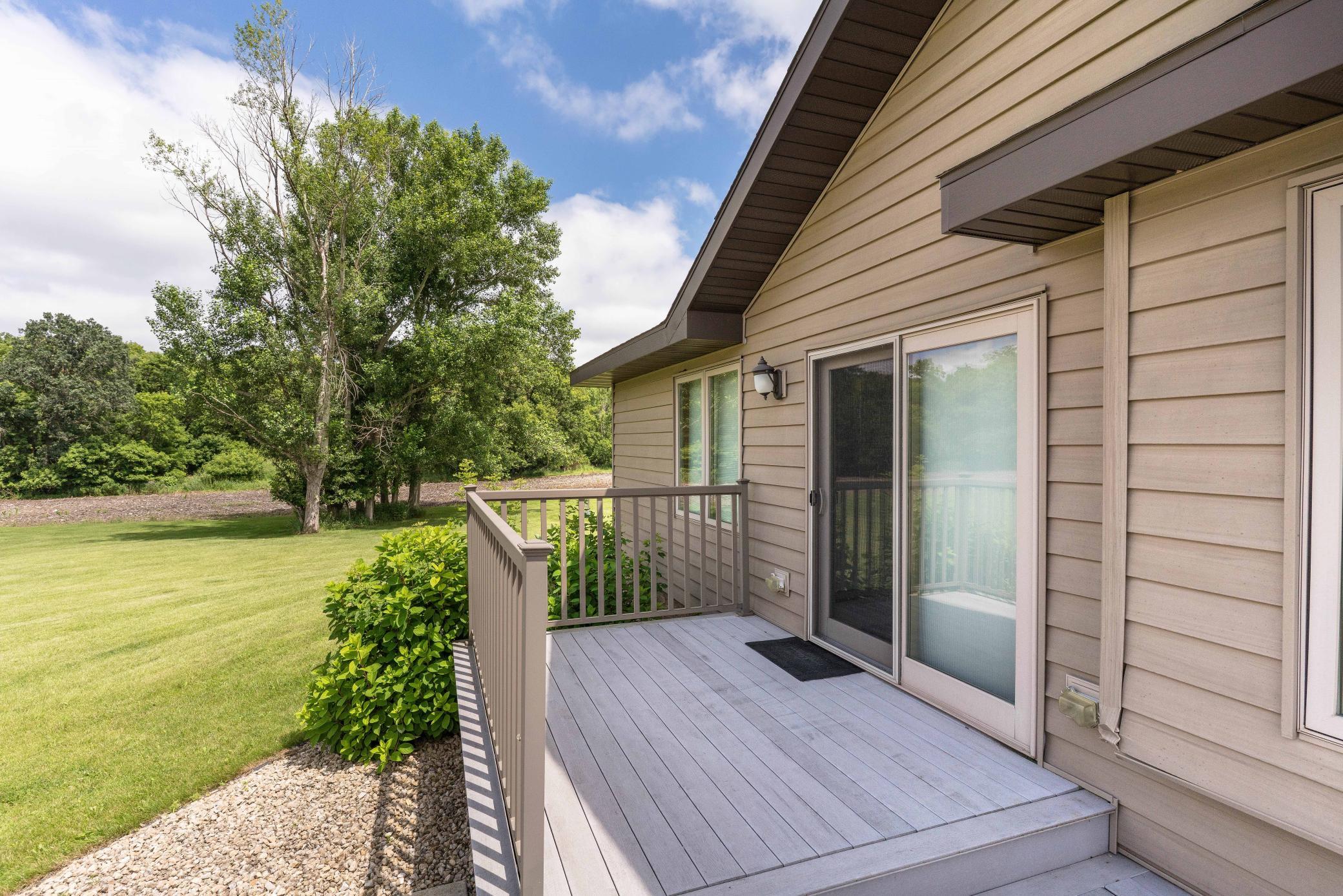 2011 single family home for sale at 6432 Botzet Road NE in Nelson, MN — 2 bed, 3 bath (photo 13 of 78)