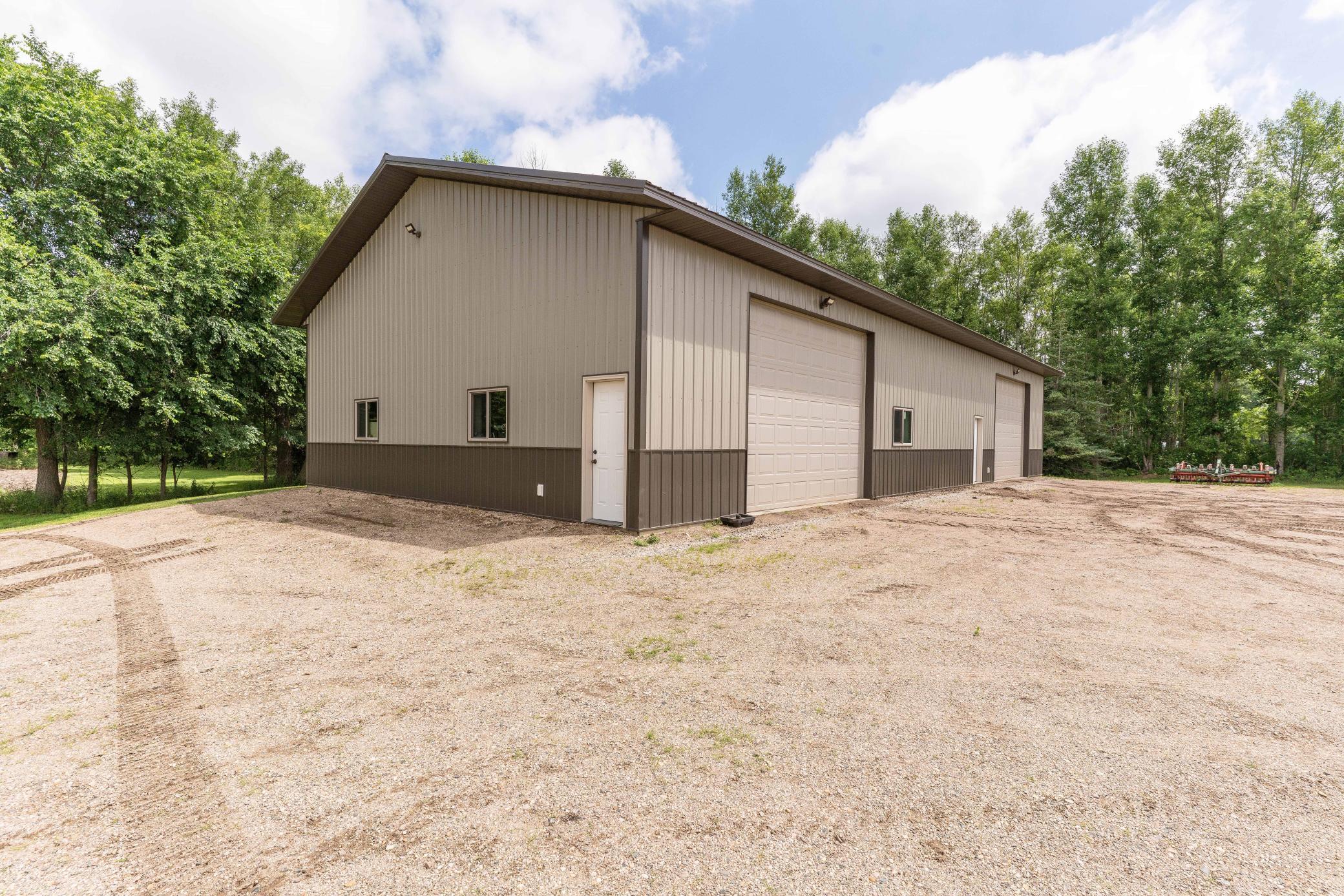 2011 single family home for sale at 6432 Botzet Road NE in Nelson, MN — 2 bed, 3 bath (photo 16 of 78)