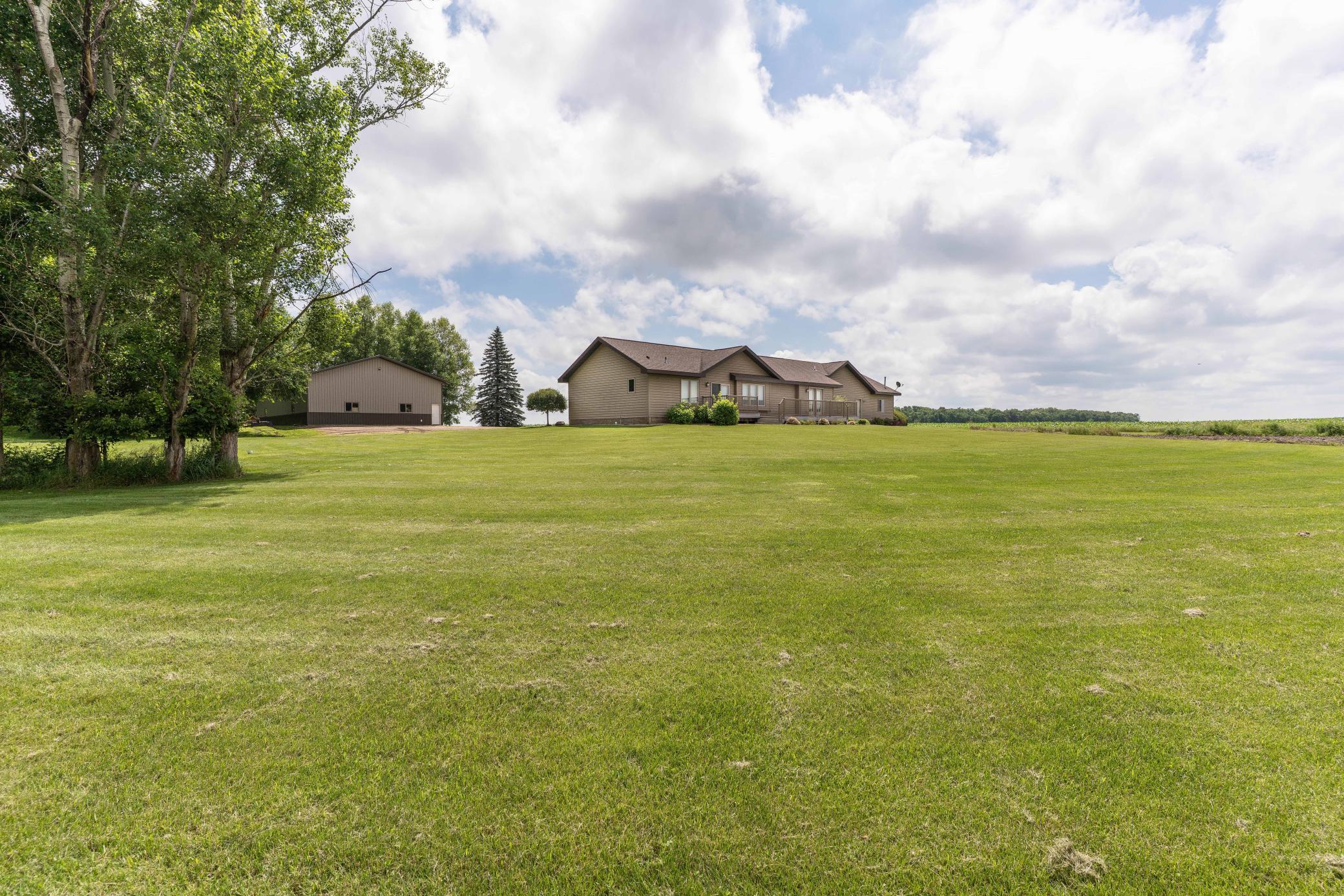 2011 single family home for sale at 6432 Botzet Road NE in Nelson, MN — 2 bed, 3 bath (photo 19 of 78)