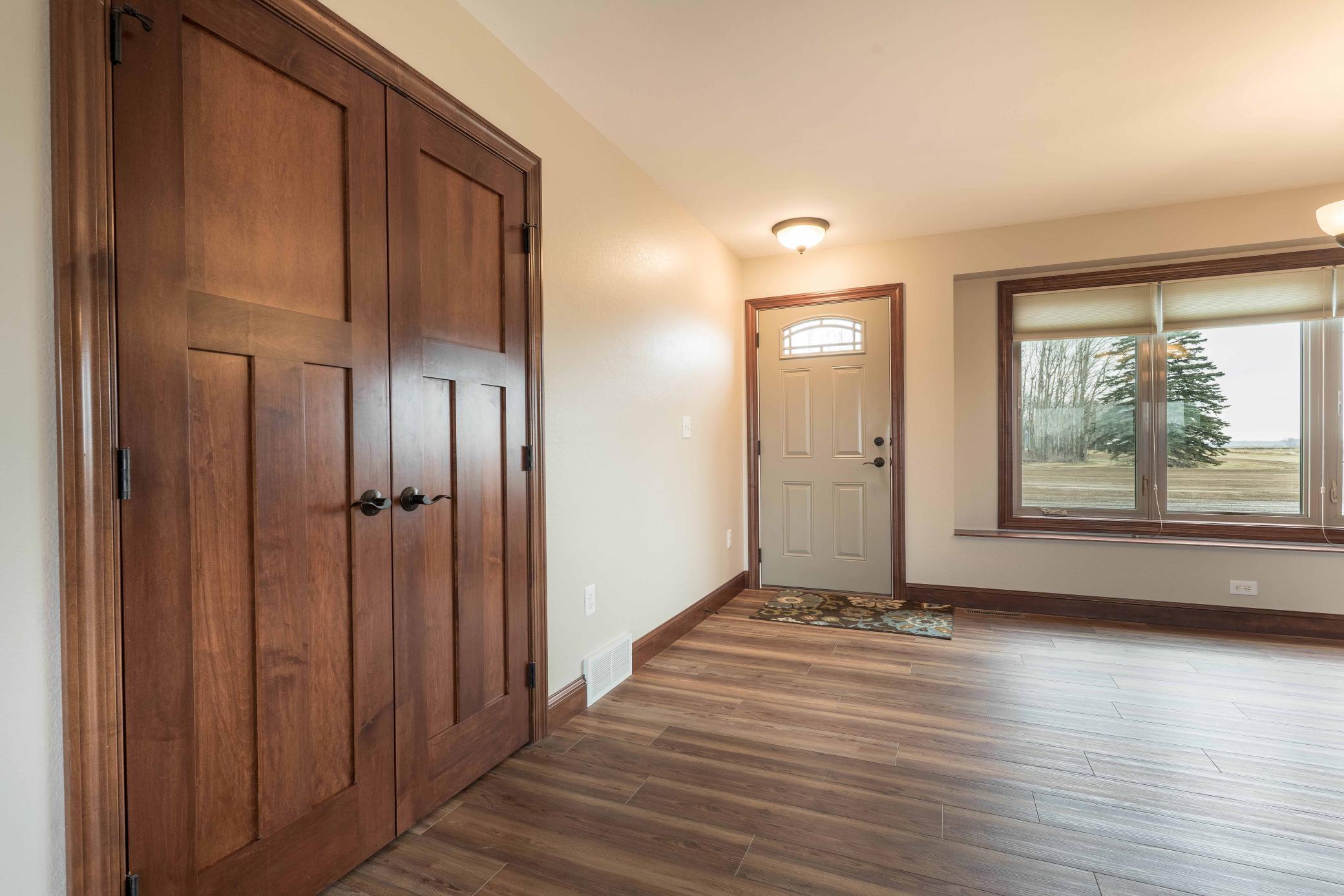 2011 single family home for sale at 6432 Botzet Road NE in Nelson, MN — 2 bed, 3 bath (photo 24 of 78)