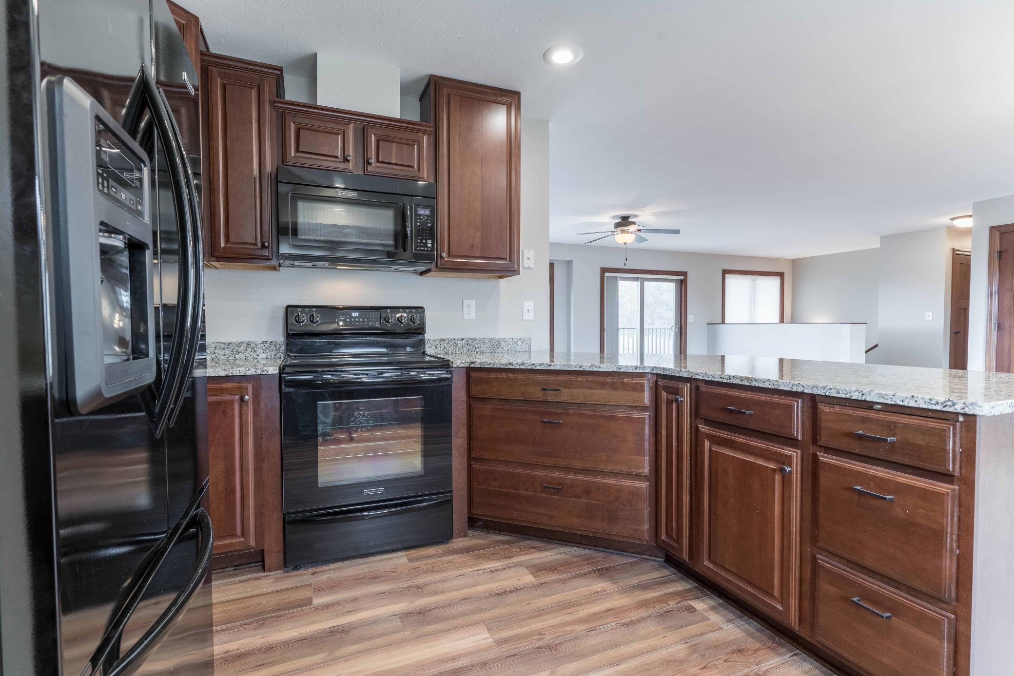 2011 single family home for sale at 6432 Botzet Road NE in Nelson, MN — 2 bed, 3 bath (photo 34 of 78)