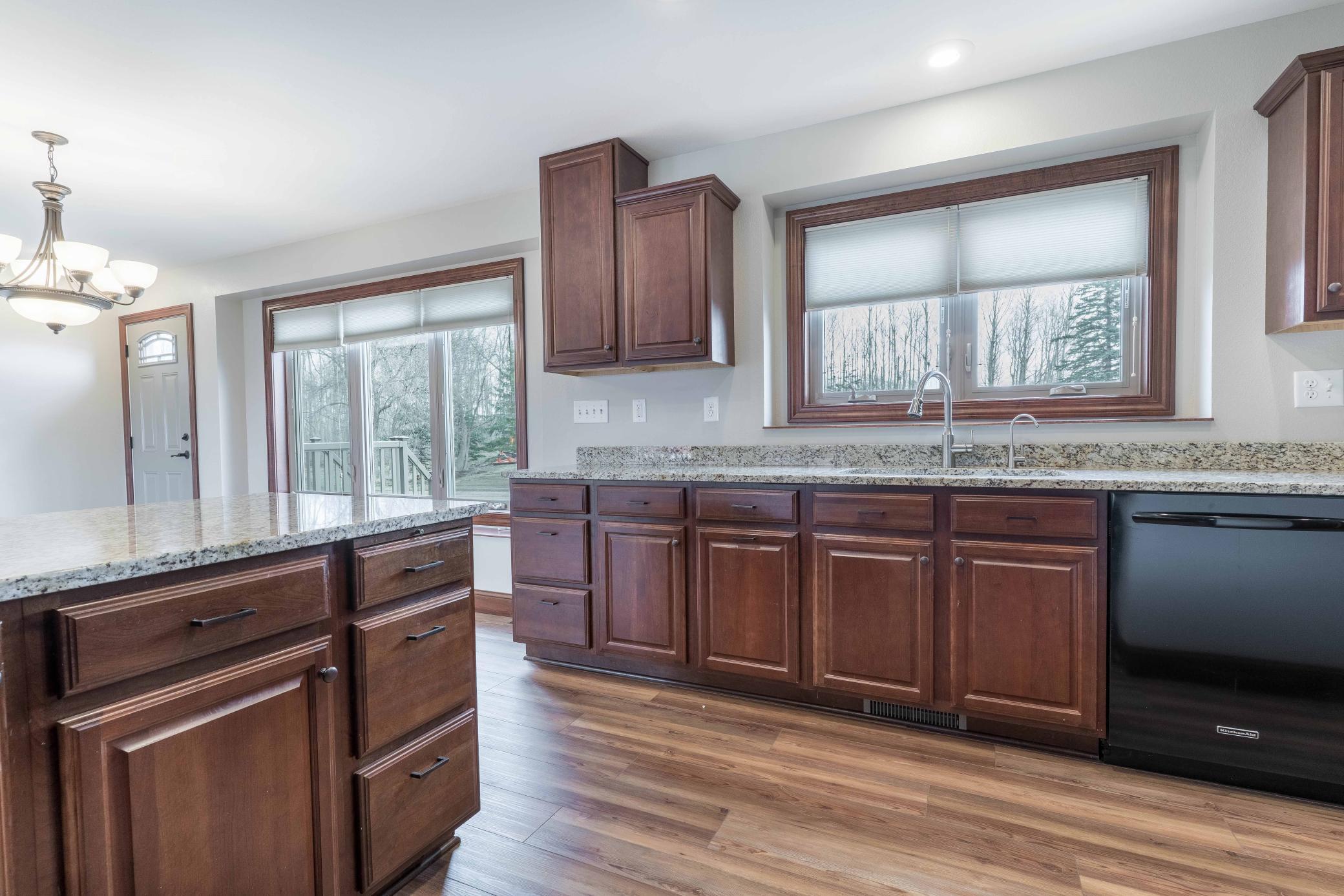 2011 single family home for sale at 6432 Botzet Road NE in Nelson, MN — 2 bed, 3 bath (photo 36 of 78)