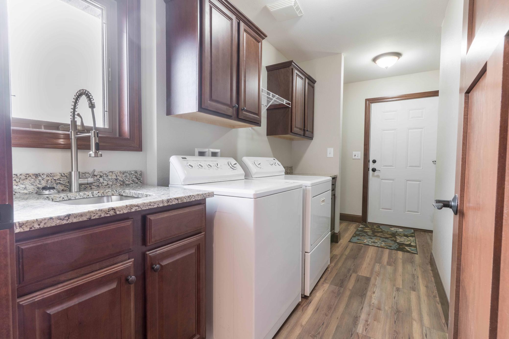 2011 single family home for sale at 6432 Botzet Road NE in Nelson, MN — 2 bed, 3 bath (photo 41 of 78)