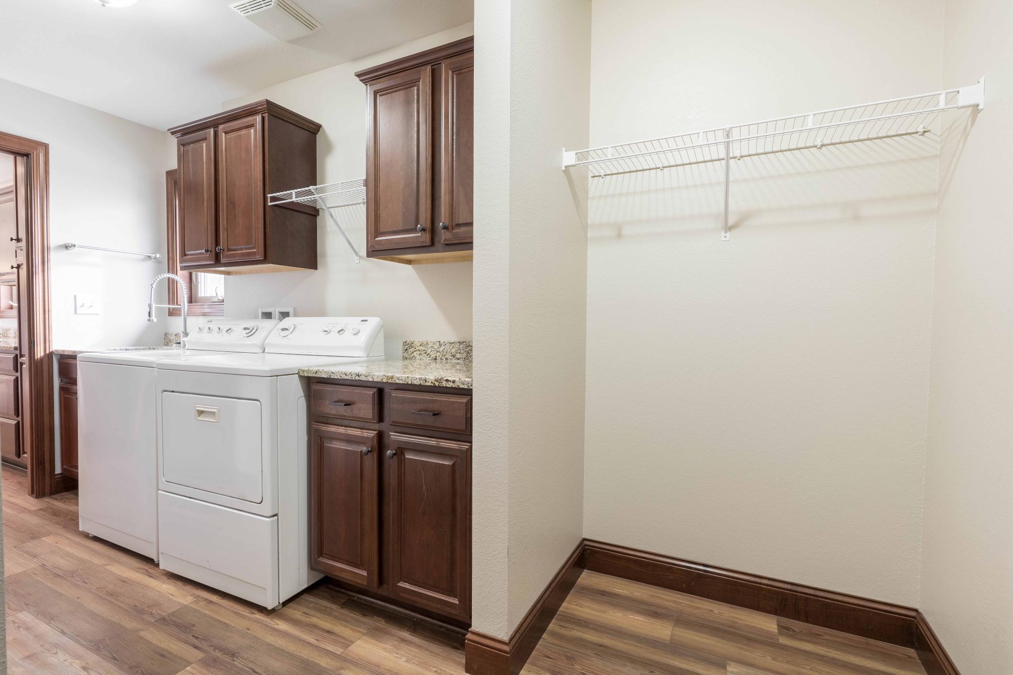 2011 single family home for sale at 6432 Botzet Road NE in Nelson, MN — 2 bed, 3 bath (photo 42 of 78)