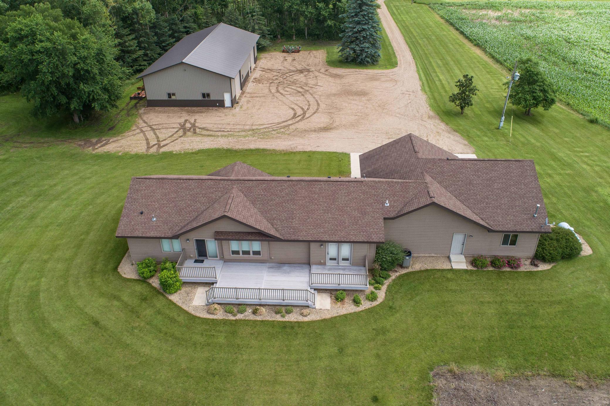2011 single family home for sale at 6432 Botzet Road NE in Nelson, MN — 2 bed, 3 bath (photo 6 of 78)