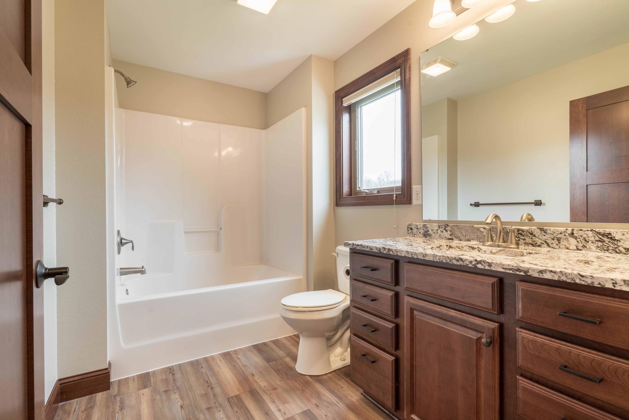 2011 single family home for sale at 6432 Botzet Road NE in Nelson, MN — 2 bed, 3 bath (photo 51 of 78)