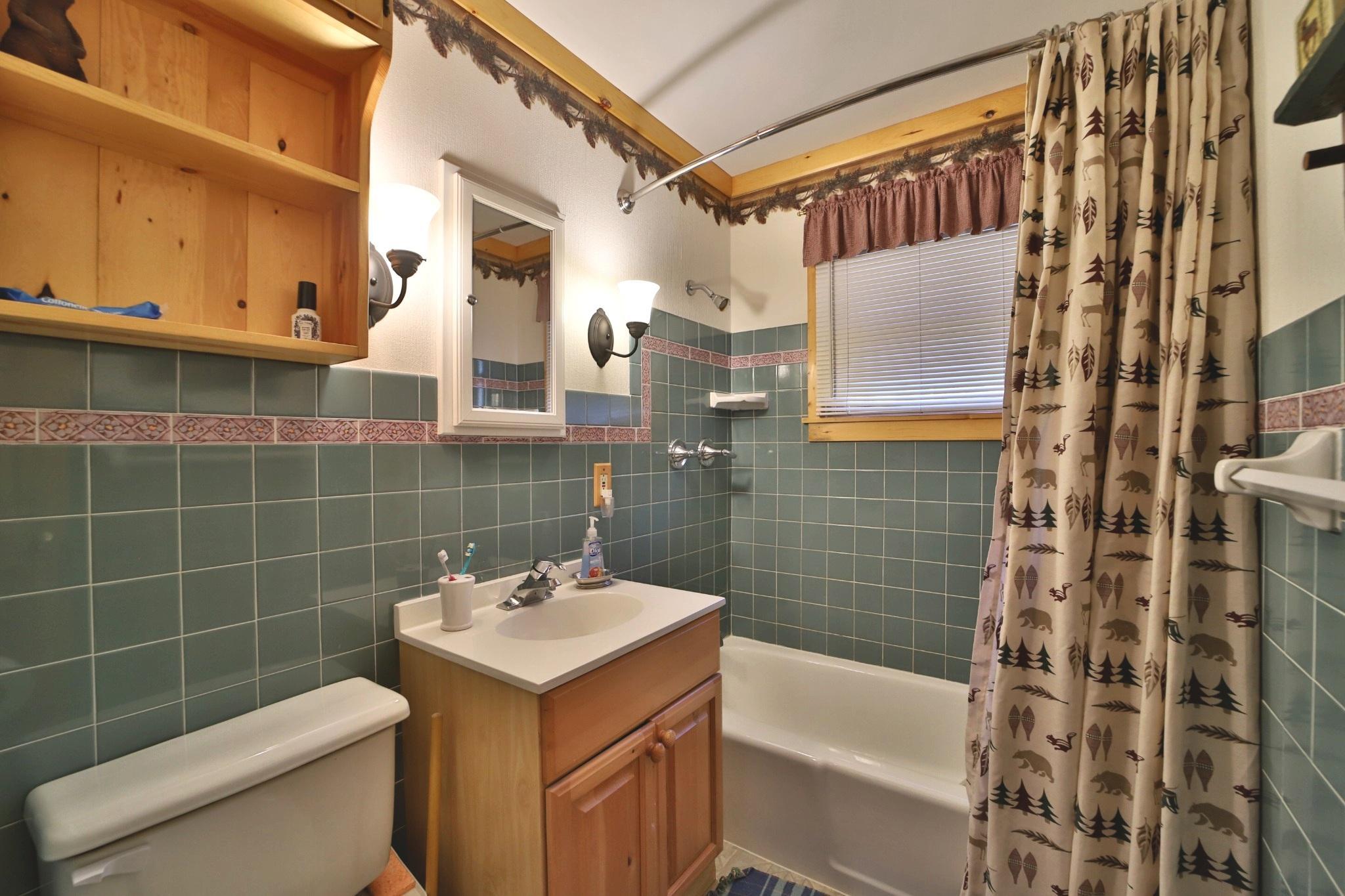 1975 single family home for sale at 3725 NW 20th Avenue in Hackensack, MN — 3 bed, 1 bath (photo 19 of 45)