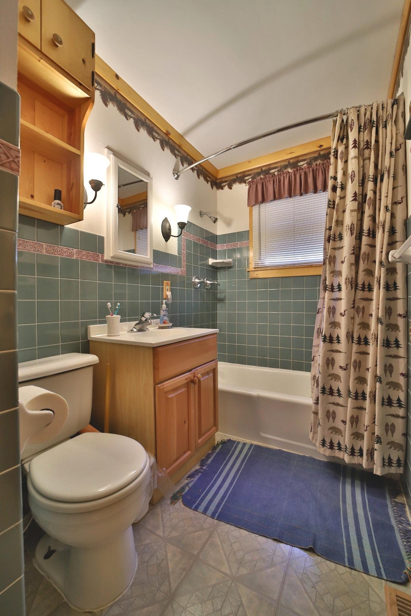 1975 single family home for sale at 3725 NW 20th Avenue in Hackensack, MN — 3 bed, 1 bath (photo 20 of 45)