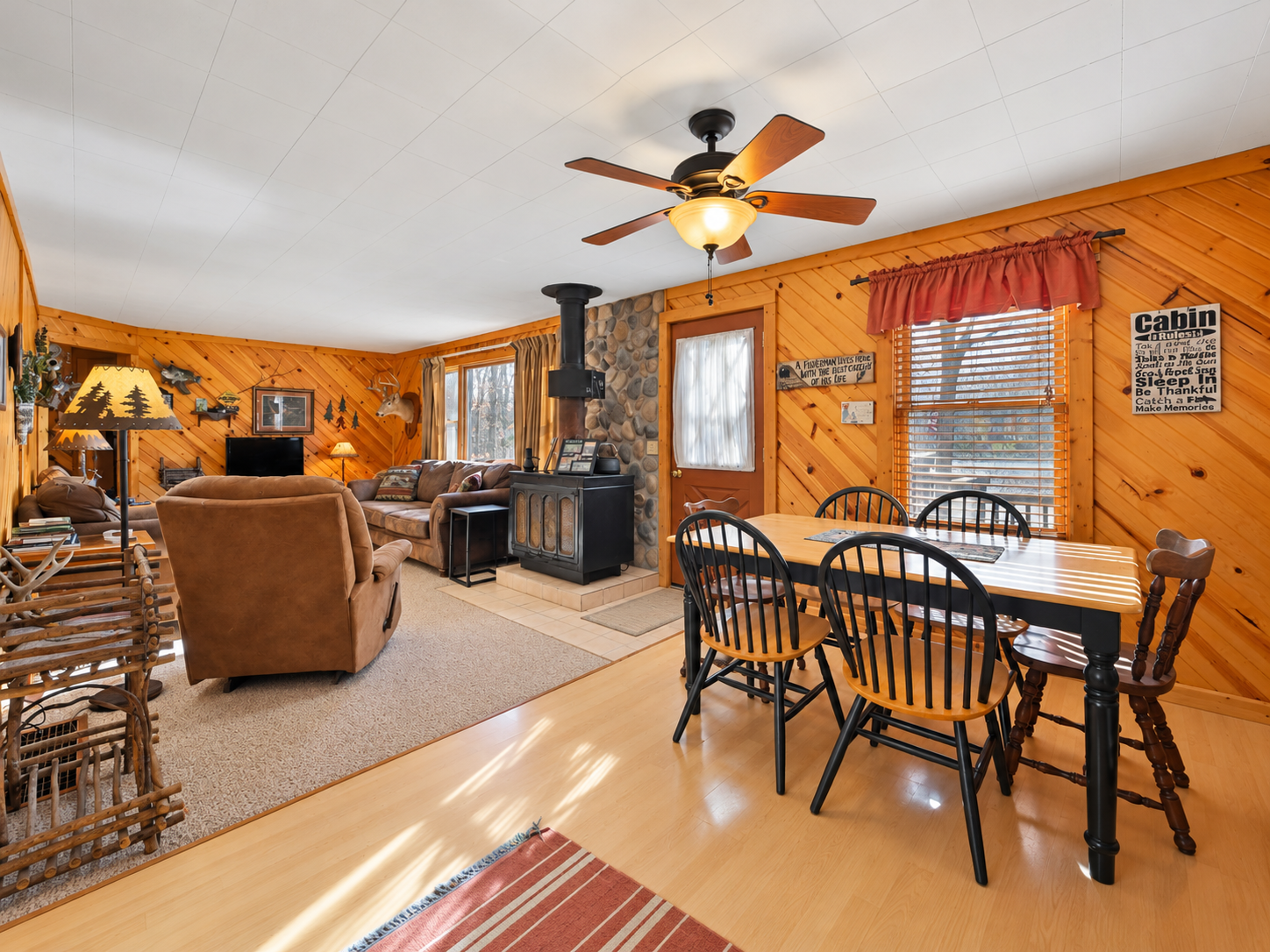 1975 single family home for sale at 3725 NW 20th Avenue in Hackensack, MN — 3 bed, 1 bath (photo 7 of 45)