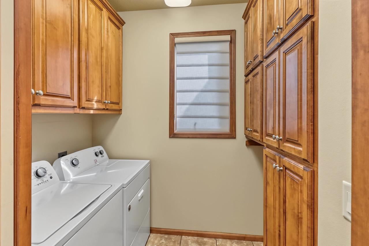 2004 single family home for sale at 797 Villa Park Way in West Fargo, ND — 3 bed, 3 bath (photo 31 of 45)