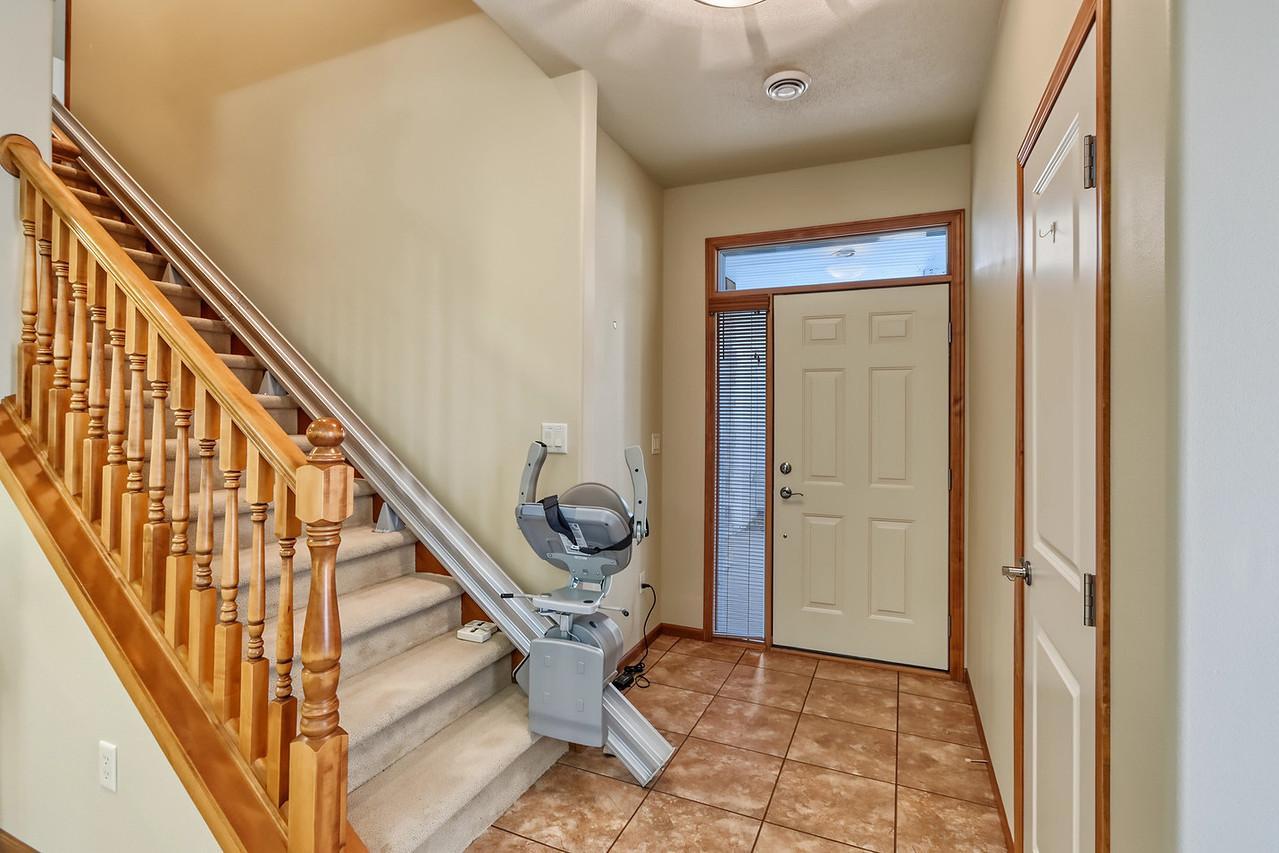 2004 single family home for sale at 797 Villa Park Way in West Fargo, ND — 3 bed, 3 bath (photo 32 of 45)
