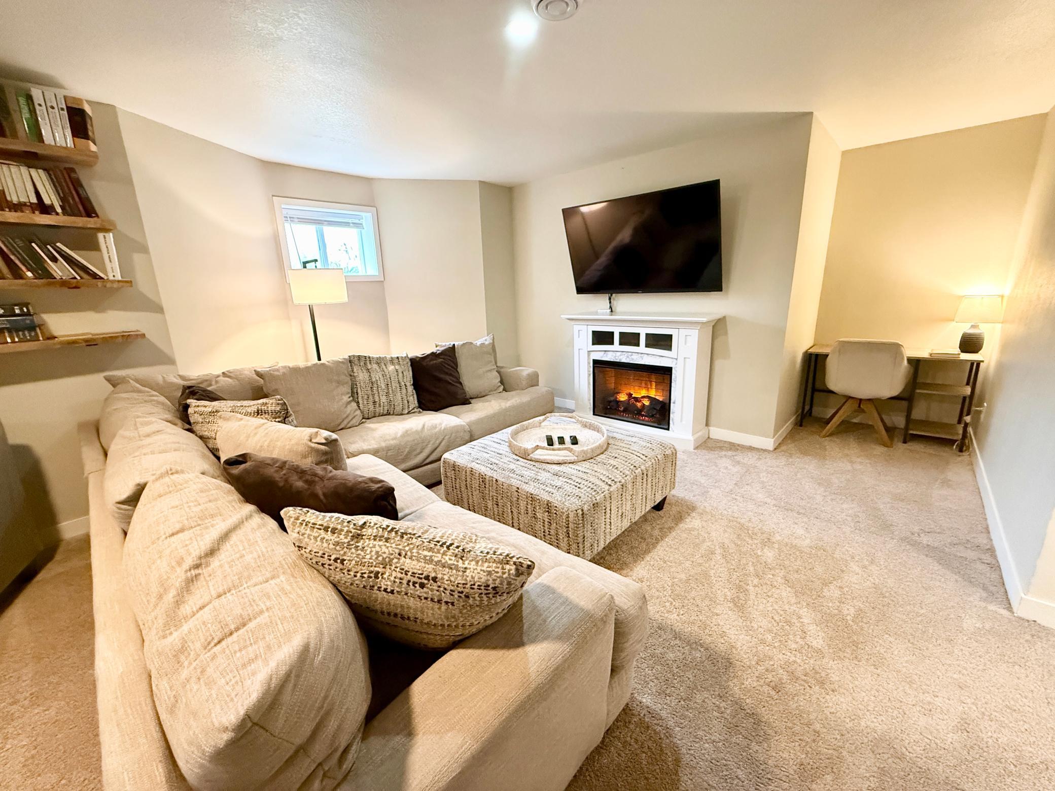1900 single family home for sale at 631 4th Avenue NW in Valley City, ND — 4 bed, 3 bath (photo 29 of 32)