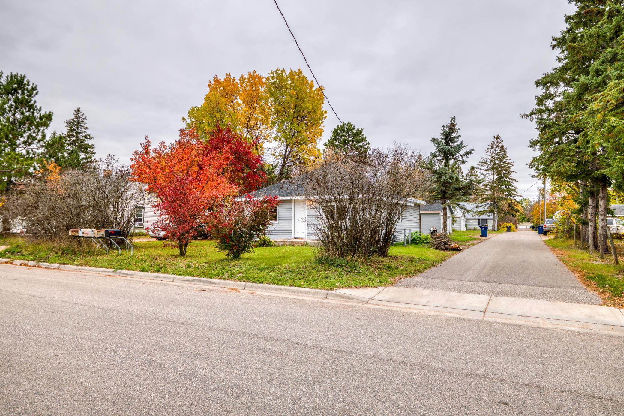 1925 single family home for sale at 513 26th Street NW in Bemidji, MN — 2 bed, 1 bath
