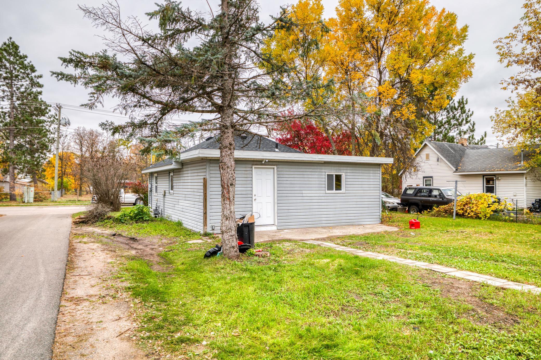 1925 single family home for sale at 513 26th Street NW in Bemidji, MN — 2 bed, 1 bath (photo 16 of 17)