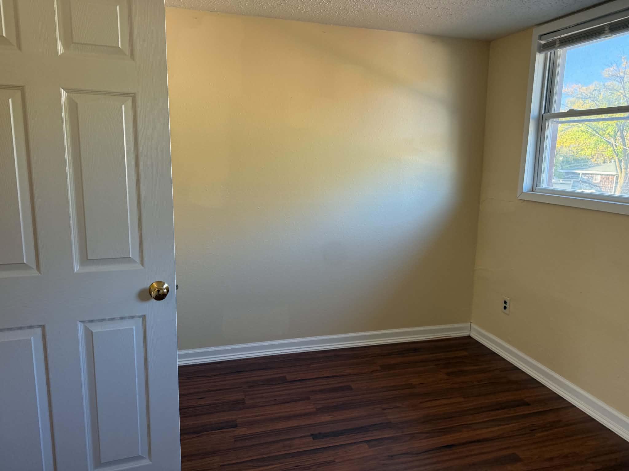 1909 townhouse for sale at 808 8th Street N, Unit 4 in Fargo, ND — 2 bed, 2 bath (photo 17 of 22)