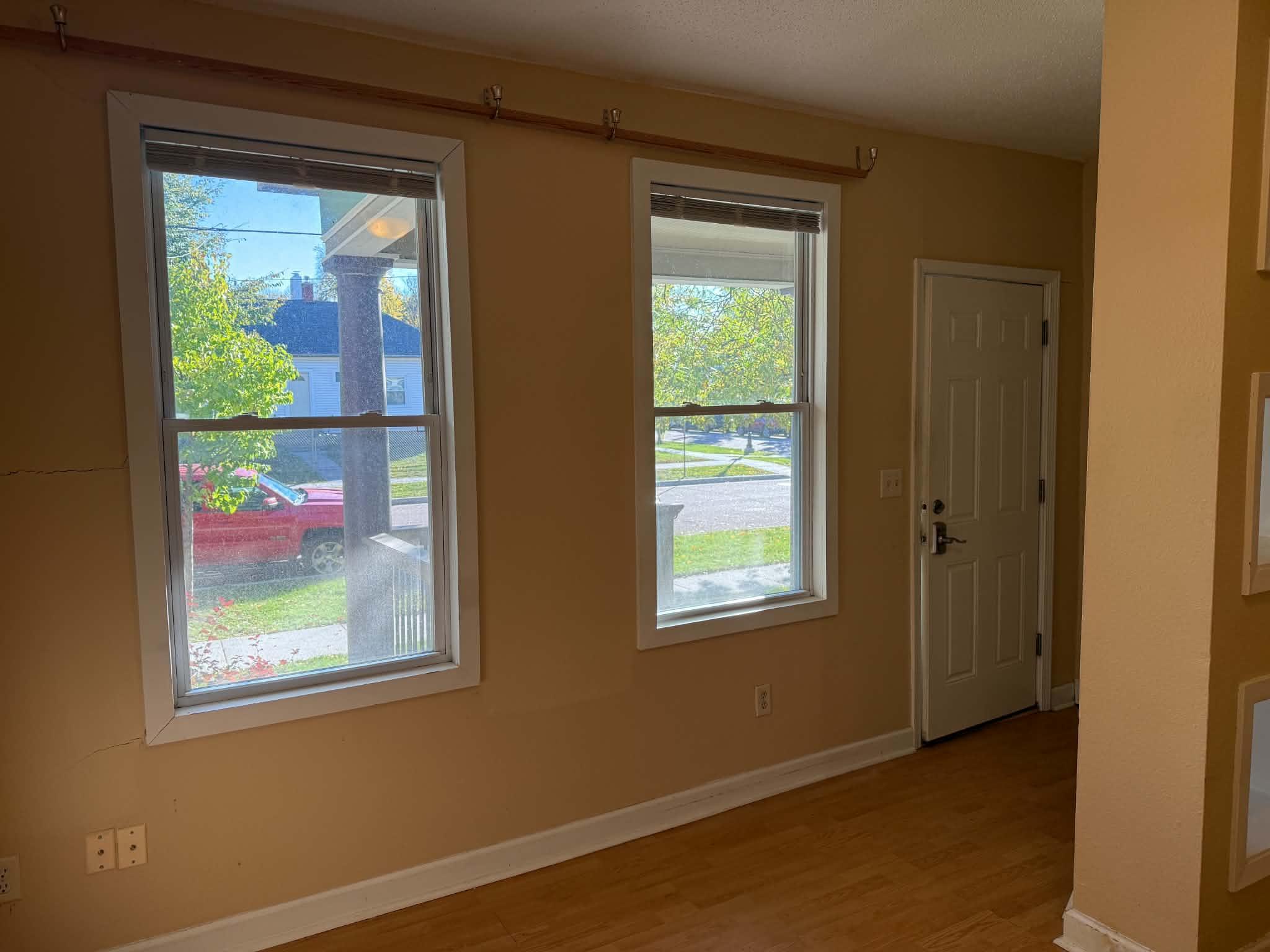 1909 townhouse for sale at 808 8th Street N, Unit 4 in Fargo, ND — 2 bed, 2 bath (photo 3 of 22)
