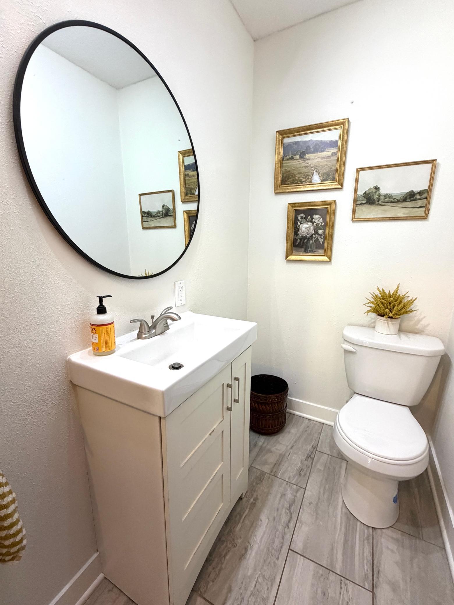 1977 single family home for sale at 506 16th Avenue NE in Roseau, MN — 4 bed, 3 bath (photo 16 of 43)