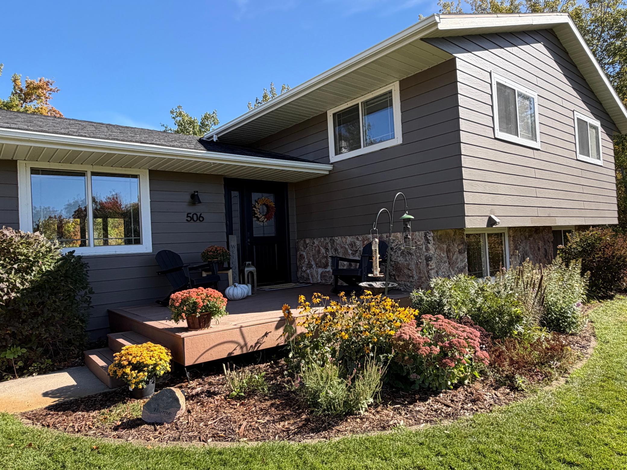 1977 single family home for sale at 506 16th Avenue NE in Roseau, MN — 4 bed, 3 bath (photo 30 of 43)
