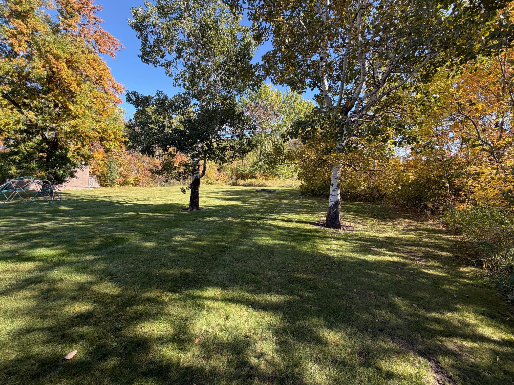 1977 single family home for sale at 506 16th Avenue NE in Roseau, MN — 4 bed, 3 bath (photo 41 of 43)