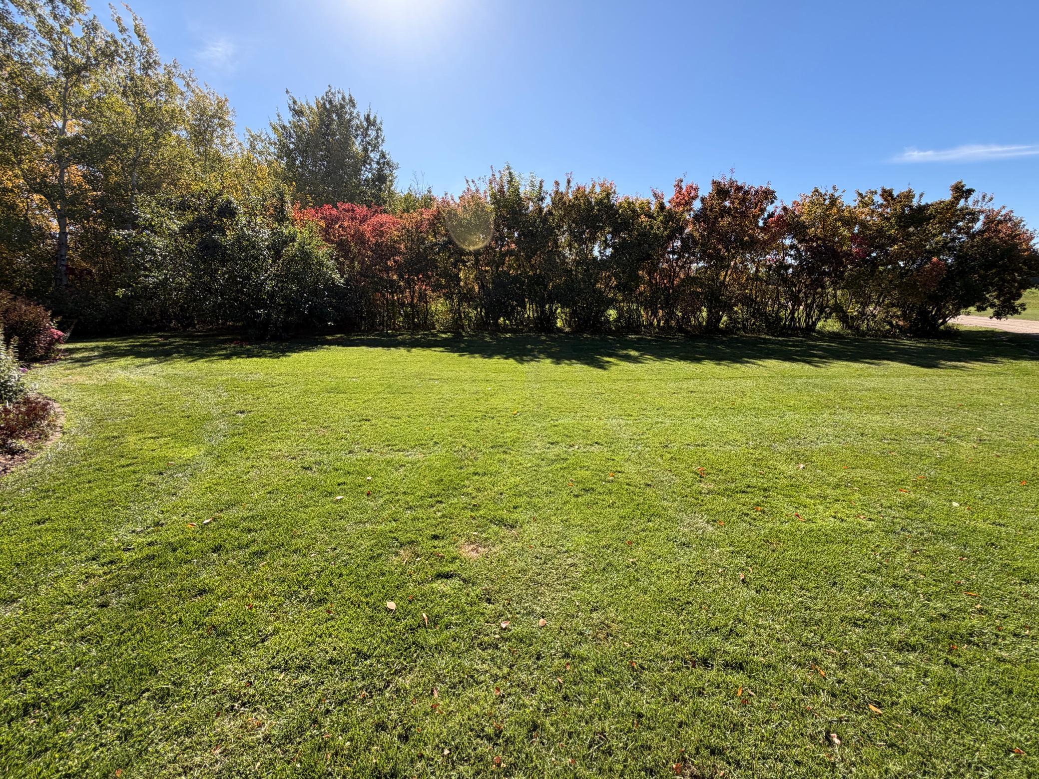 1977 single family home for sale at 506 16th Avenue NE in Roseau, MN — 4 bed, 3 bath (photo 42 of 43)