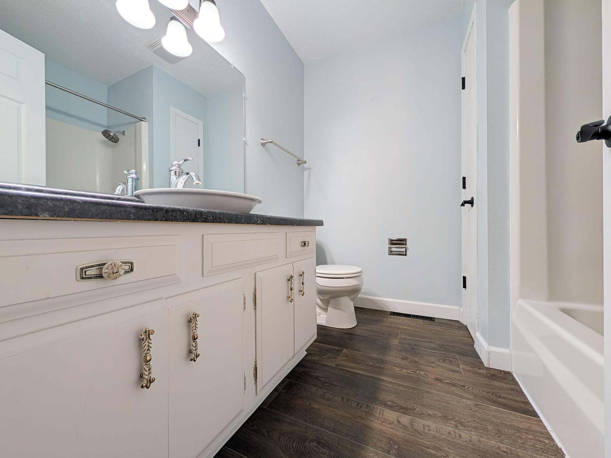1975 single family home for sale at 5902 3RD Street N in Moorhead, MN — 3 bed, 3 bath (photo 41 of 64)