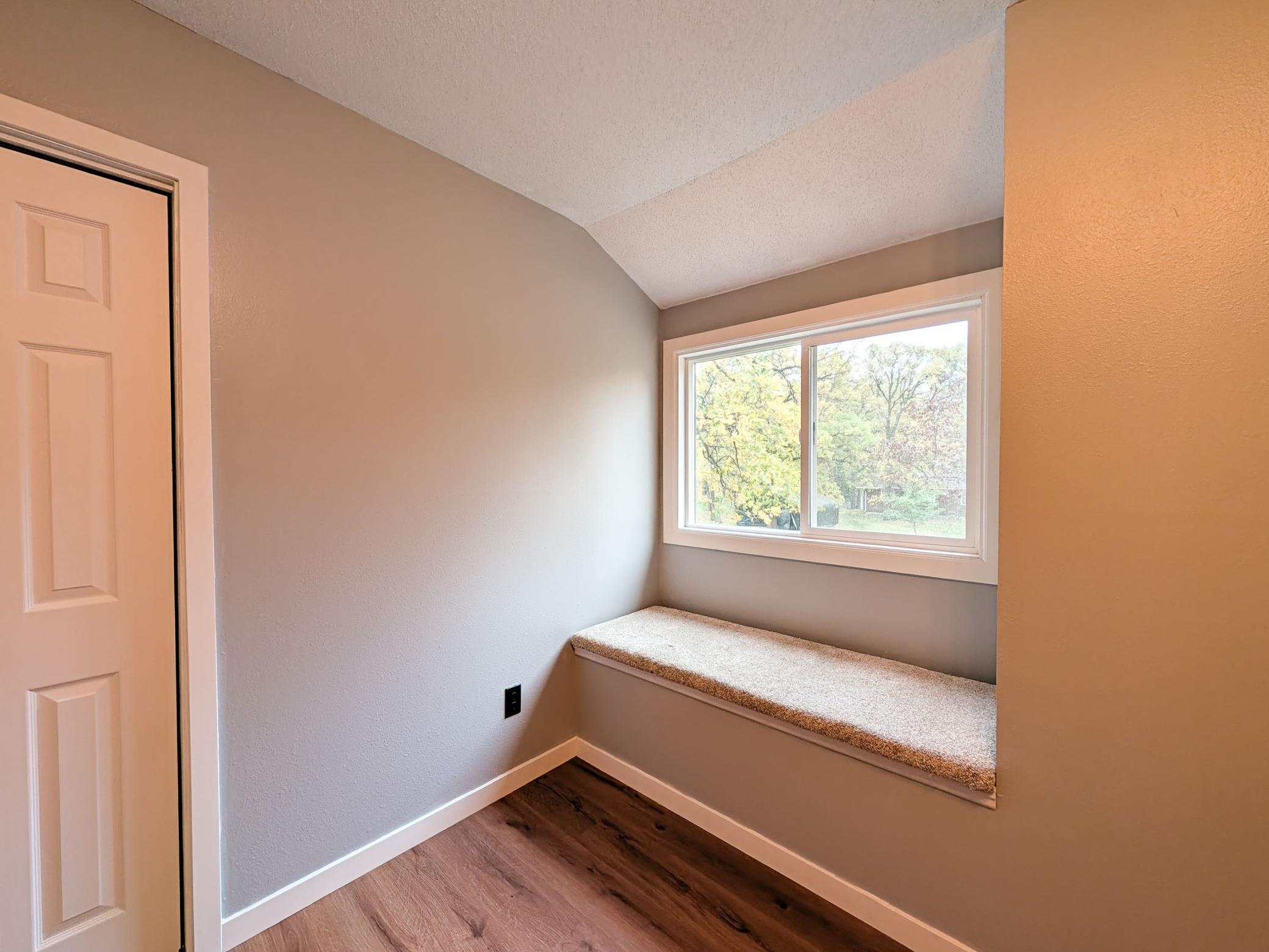 1975 single family home for sale at 5902 3RD Street N in Moorhead, MN — 3 bed, 3 bath (photo 46 of 64)