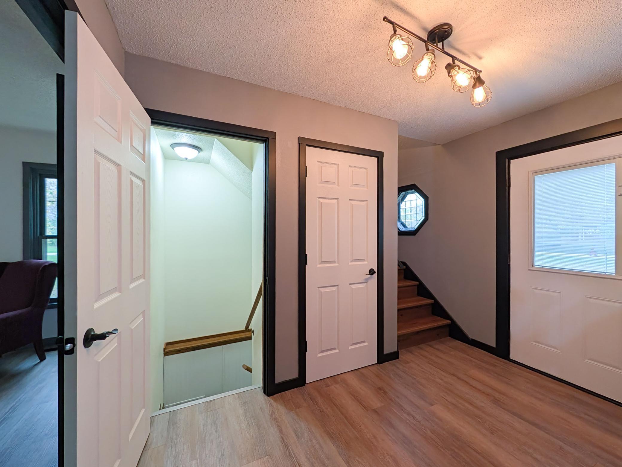1975 single family home for sale at 5902 3RD Street N in Moorhead, MN — 3 bed, 3 bath (photo 59 of 64)