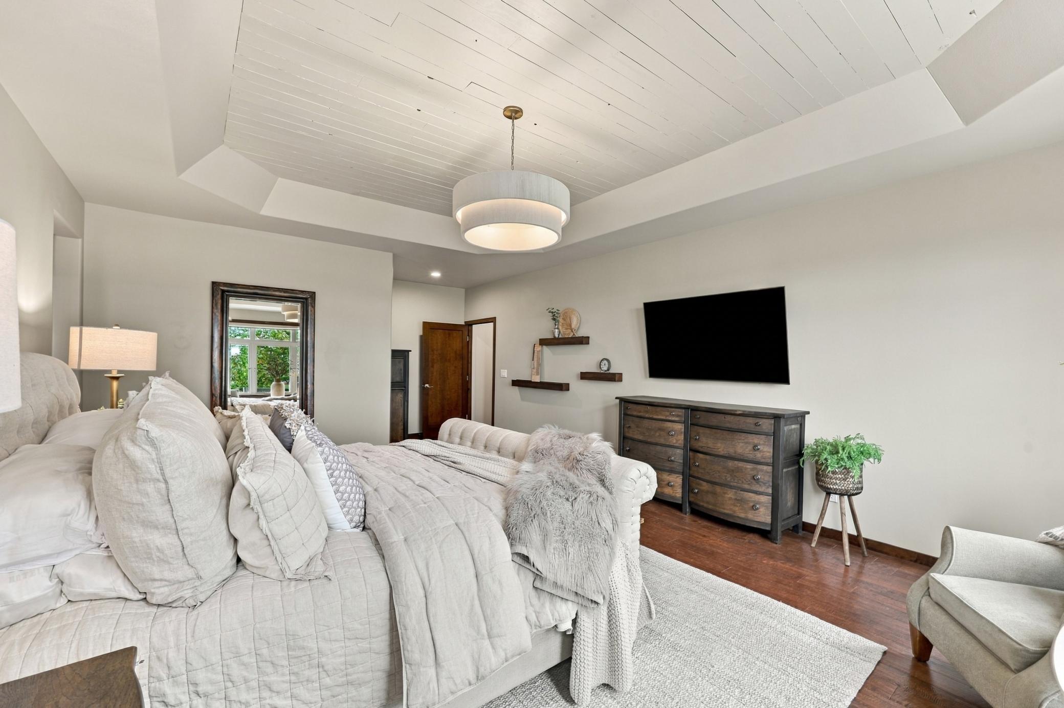 2010 single family home for sale at 5827 Silverleaf Drive S in Fargo, ND — 5 bed, 4 bath (photo 27 of 80)