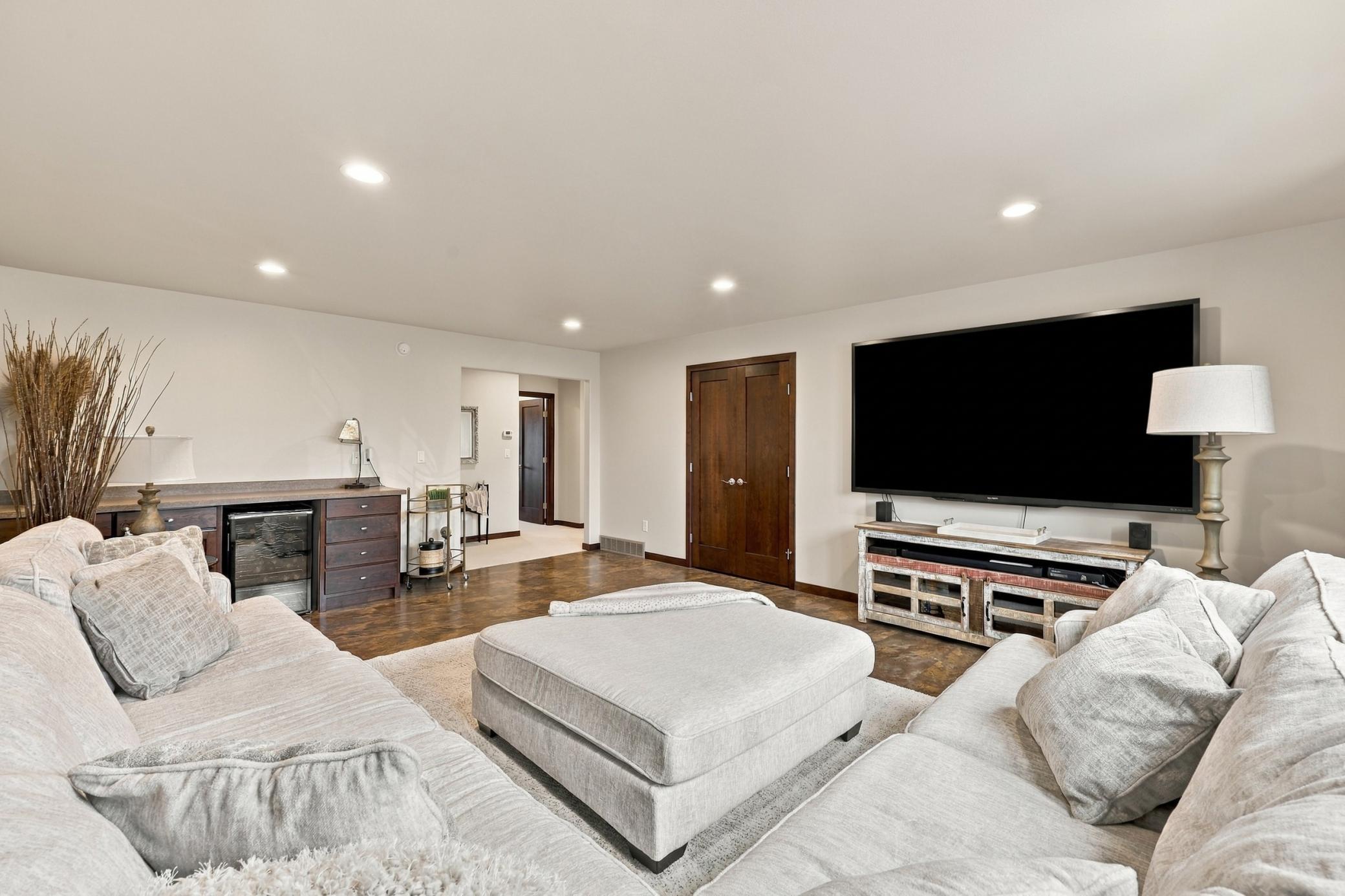 2010 single family home for sale at 5827 Silverleaf Drive S in Fargo, ND — 5 bed, 4 bath (photo 42 of 80)