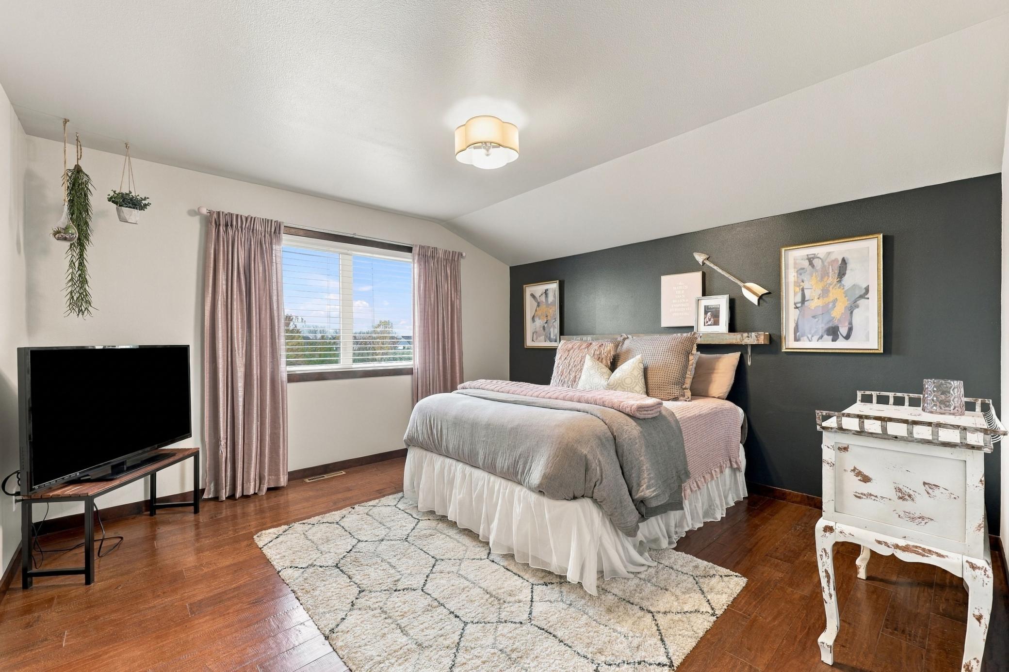 2010 single family home for sale at 5827 Silverleaf Drive S in Fargo, ND — 5 bed, 4 bath (photo 54 of 80)