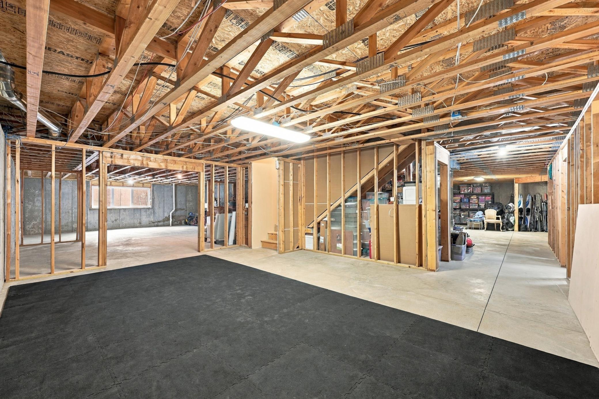 2010 single family home for sale at 5827 Silverleaf Drive S in Fargo, ND — 5 bed, 4 bath (photo 58 of 80)