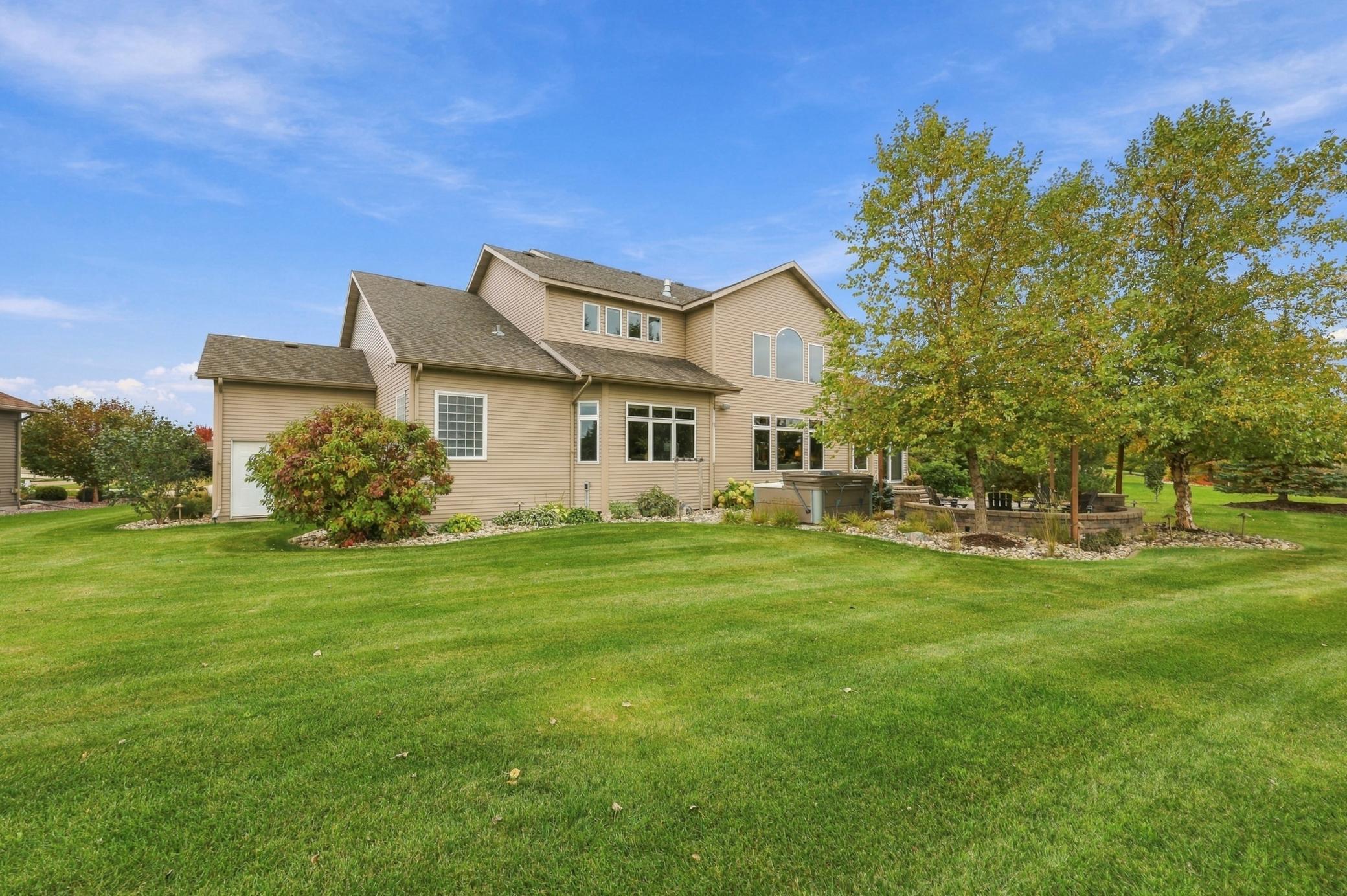 2010 single family home for sale at 5827 Silverleaf Drive S in Fargo, ND — 5 bed, 4 bath (photo 68 of 80)