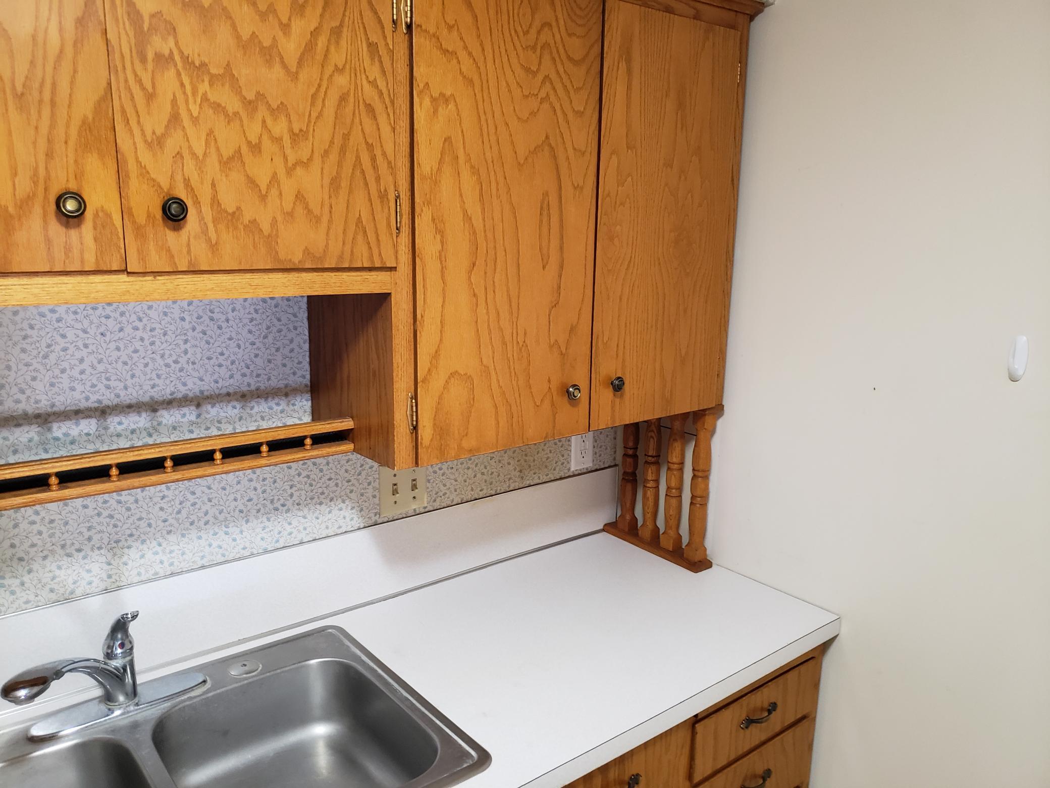 1966 home for sale at 1229-1231 Jefferson Street in Alexandria, MN — 11 bed, 4 bath (photo 12 of 32)