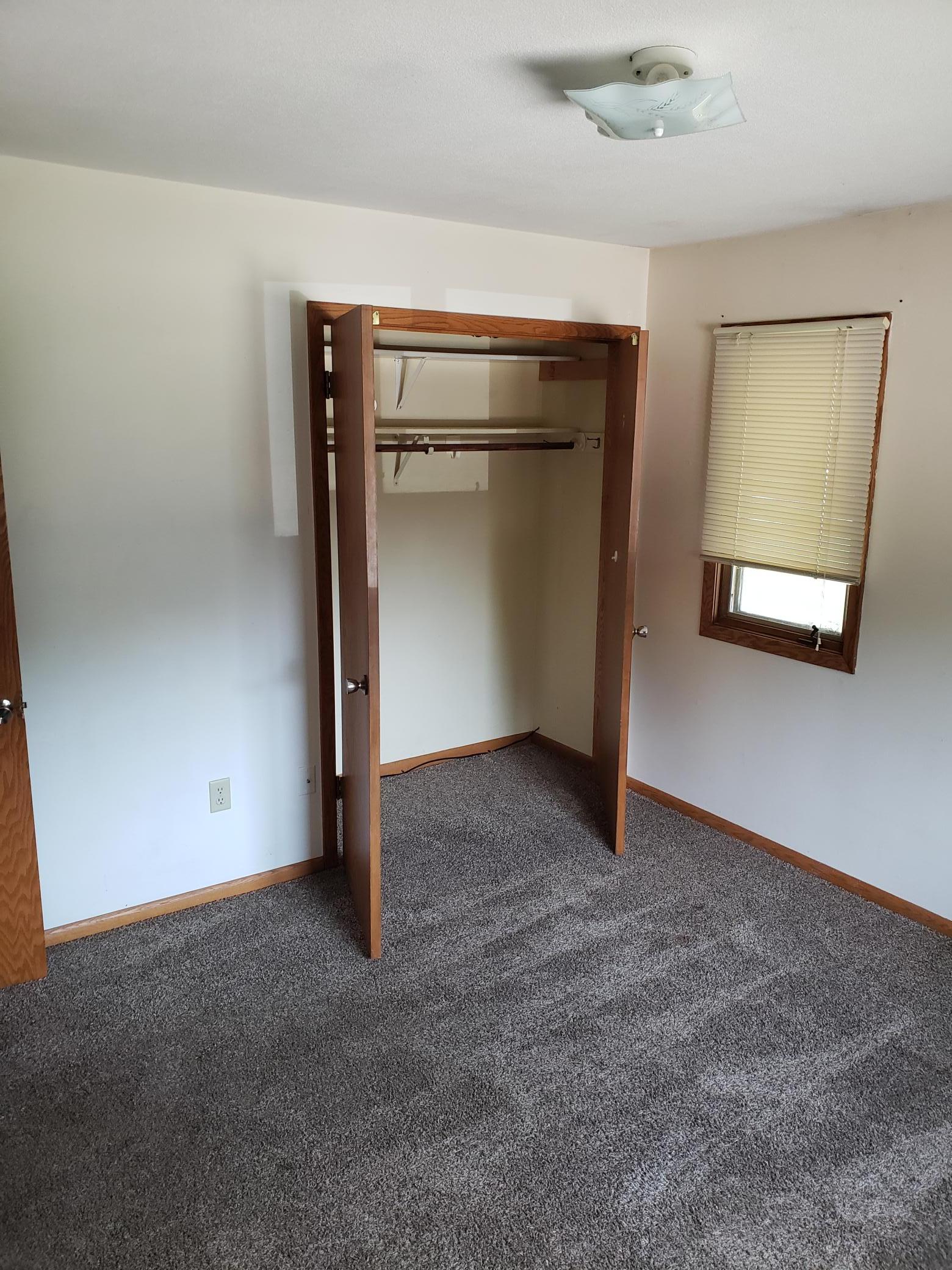 1966 home for sale at 1229-1231 Jefferson Street in Alexandria, MN — 11 bed, 4 bath (photo 6 of 32)