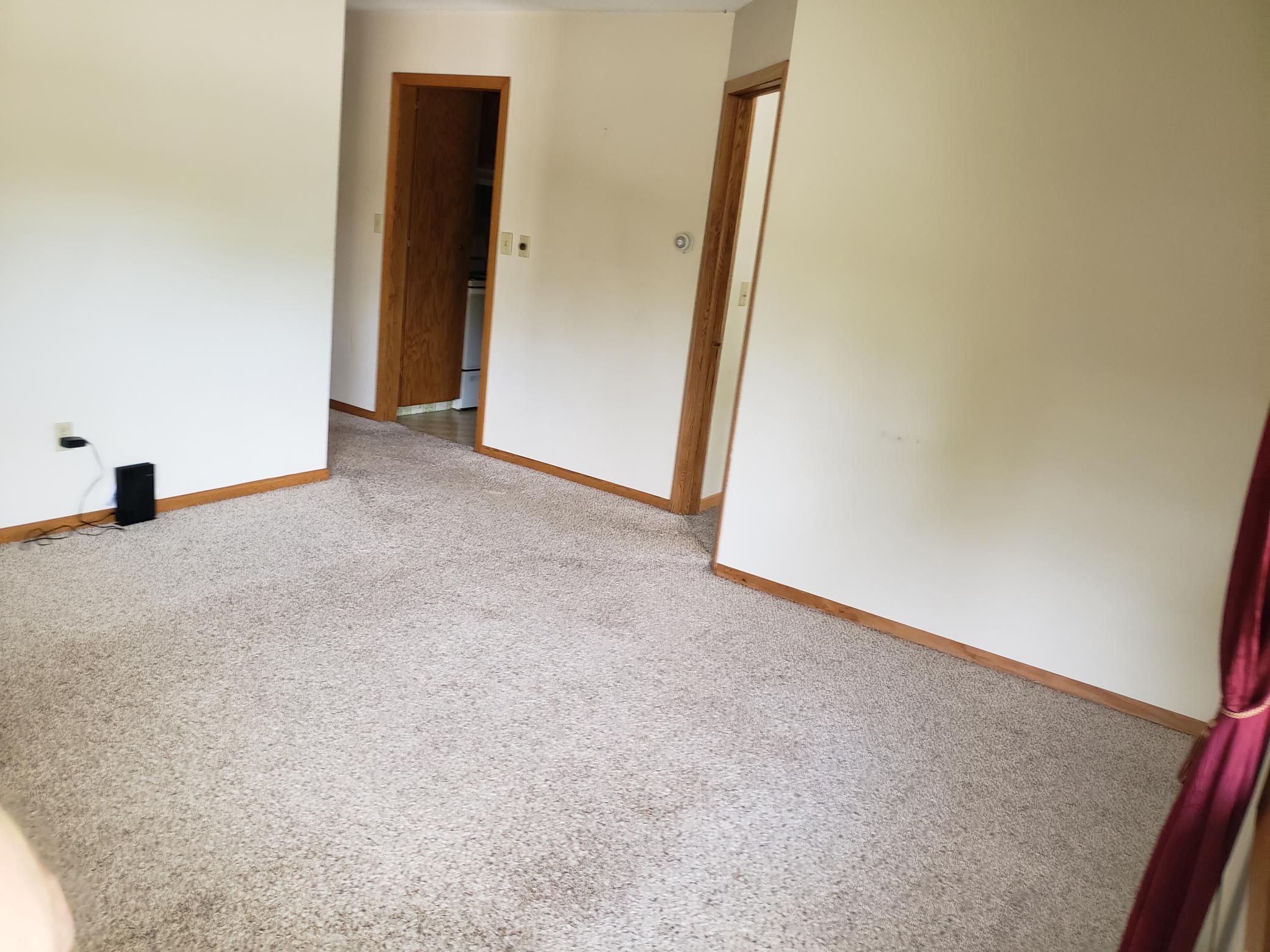 1966 home for sale at 1229-1231 Jefferson Street in Alexandria, MN — 11 bed, 4 bath (photo 10 of 32)