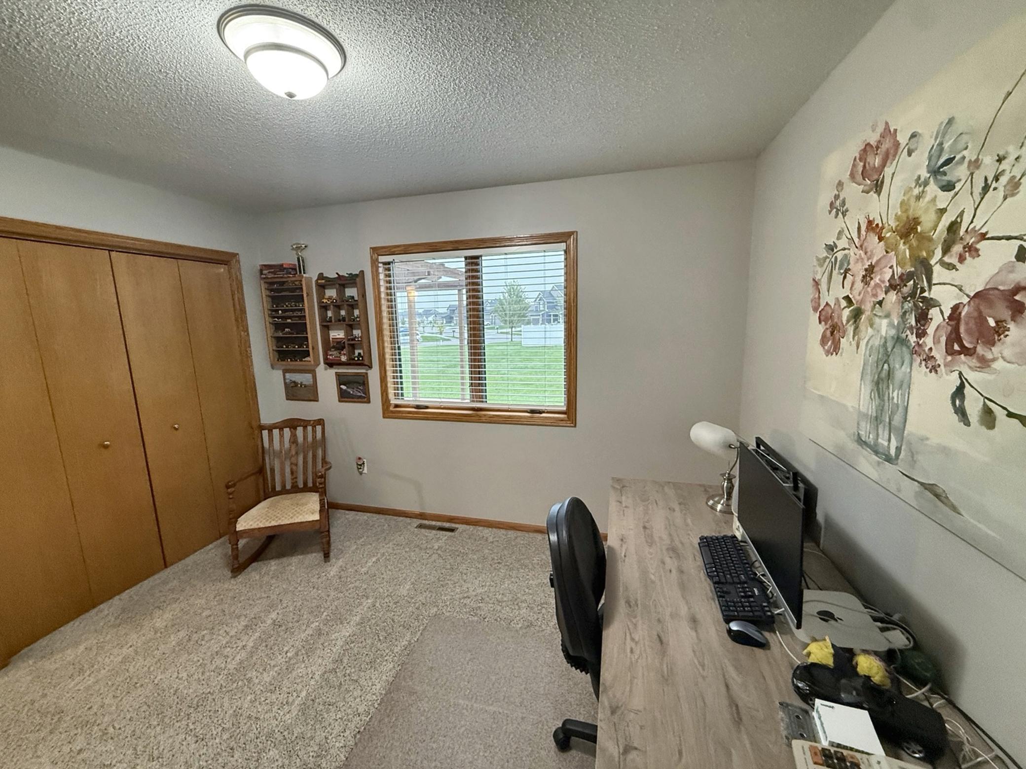 2019 single family home for sale at 656 Westminster Drive in Moorhead, MN — 5 bed, 3 bath (photo 14 of 29)