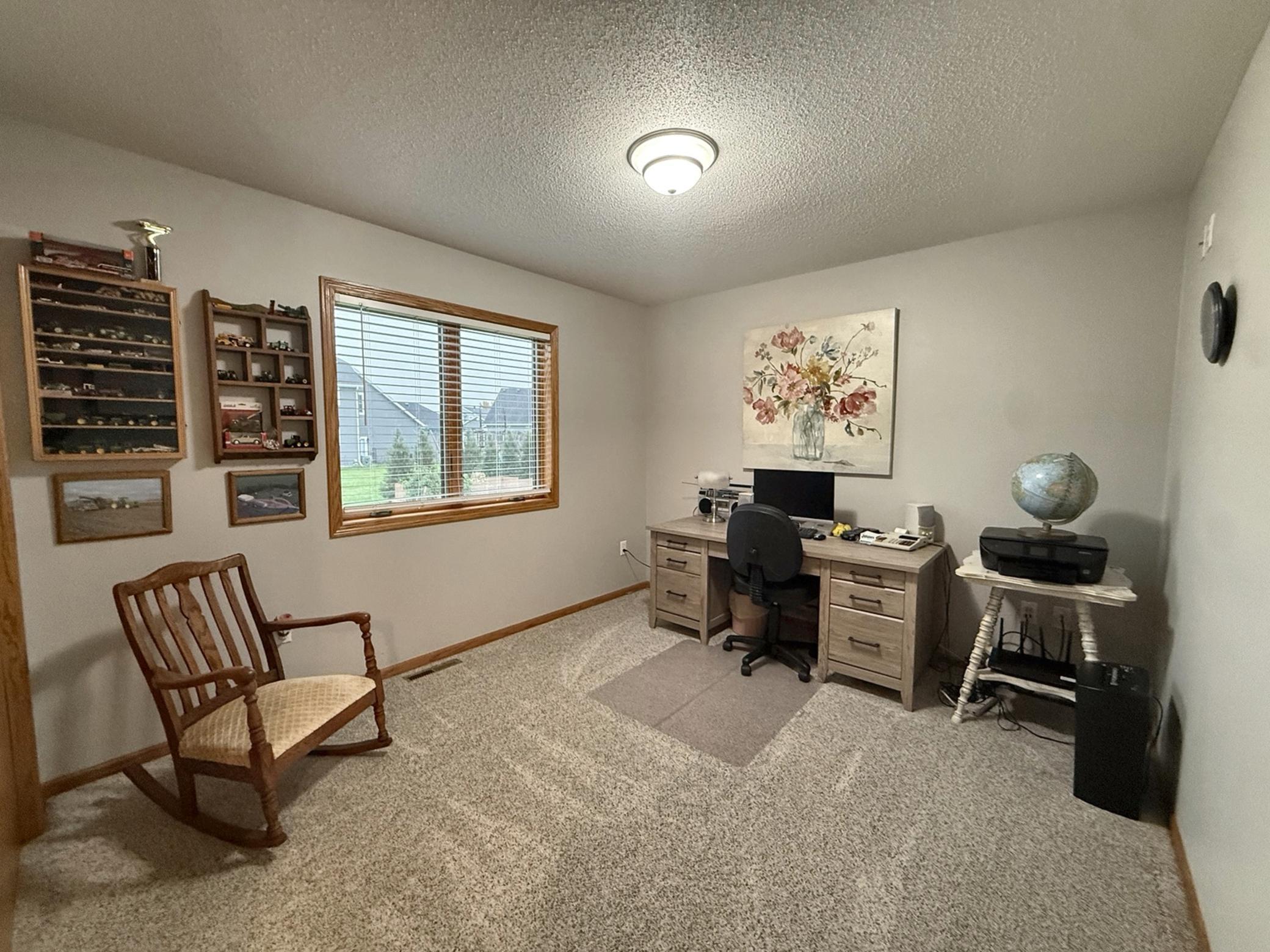 2019 single family home for sale at 656 Westminster Drive in Moorhead, MN — 5 bed, 3 bath (photo 15 of 29)