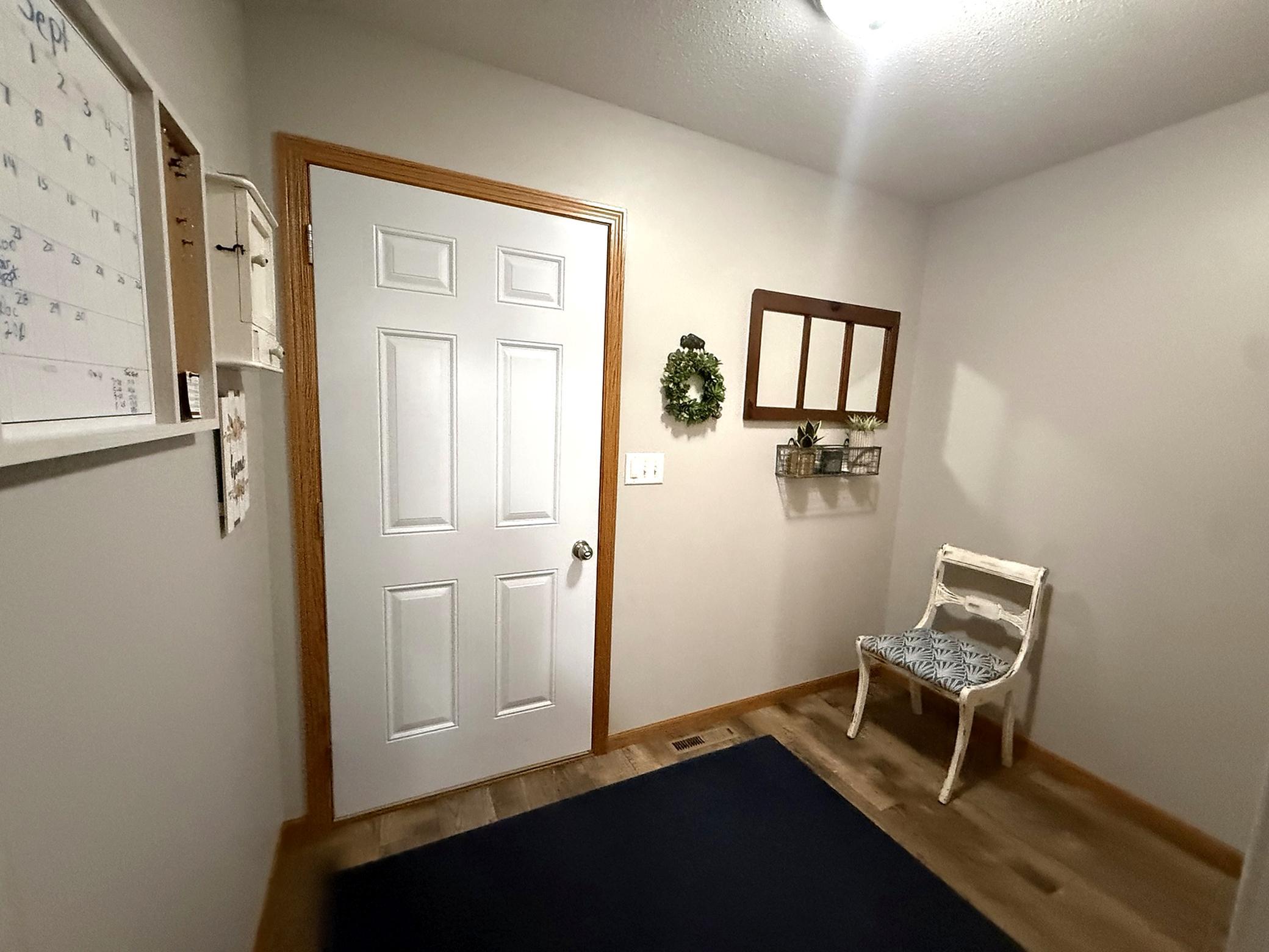 2019 single family home for sale at 656 Westminster Drive in Moorhead, MN — 5 bed, 3 bath (photo 19 of 29)