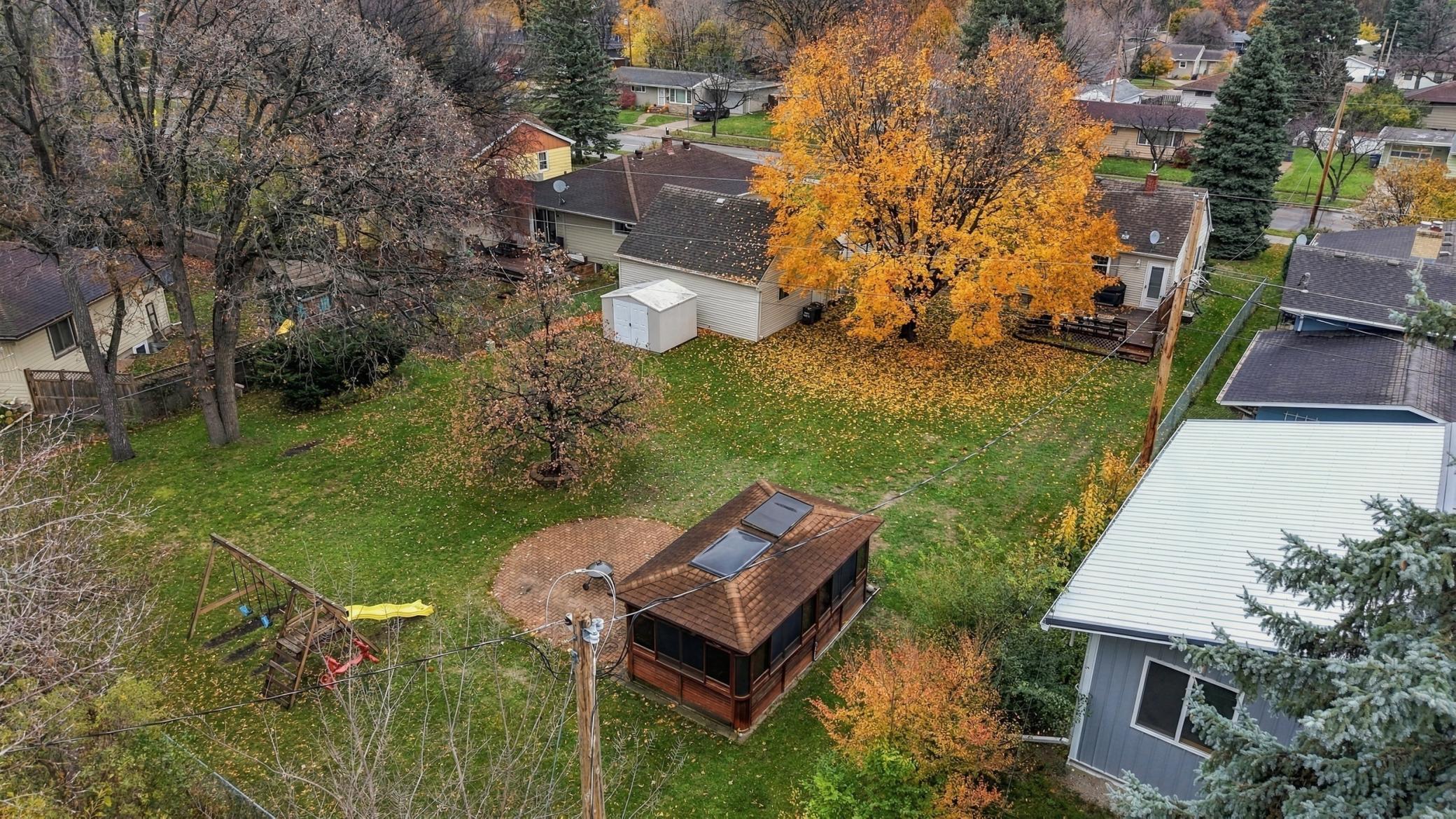 1953 single family home for sale at 1825 4th Street S in Moorhead, MN — 3 bed, 2 bath (photo 30 of 41)