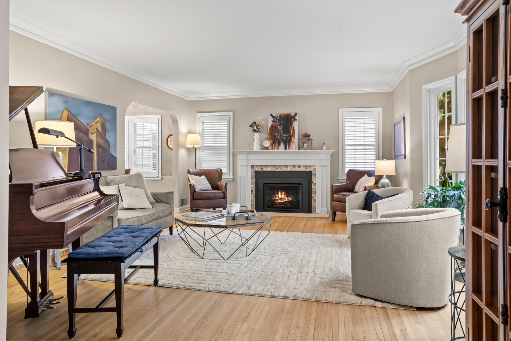 1940 single family home for sale at 1617 9th Street S in Fargo, ND — 4 bed, 4 bath (photo 15 of 66)