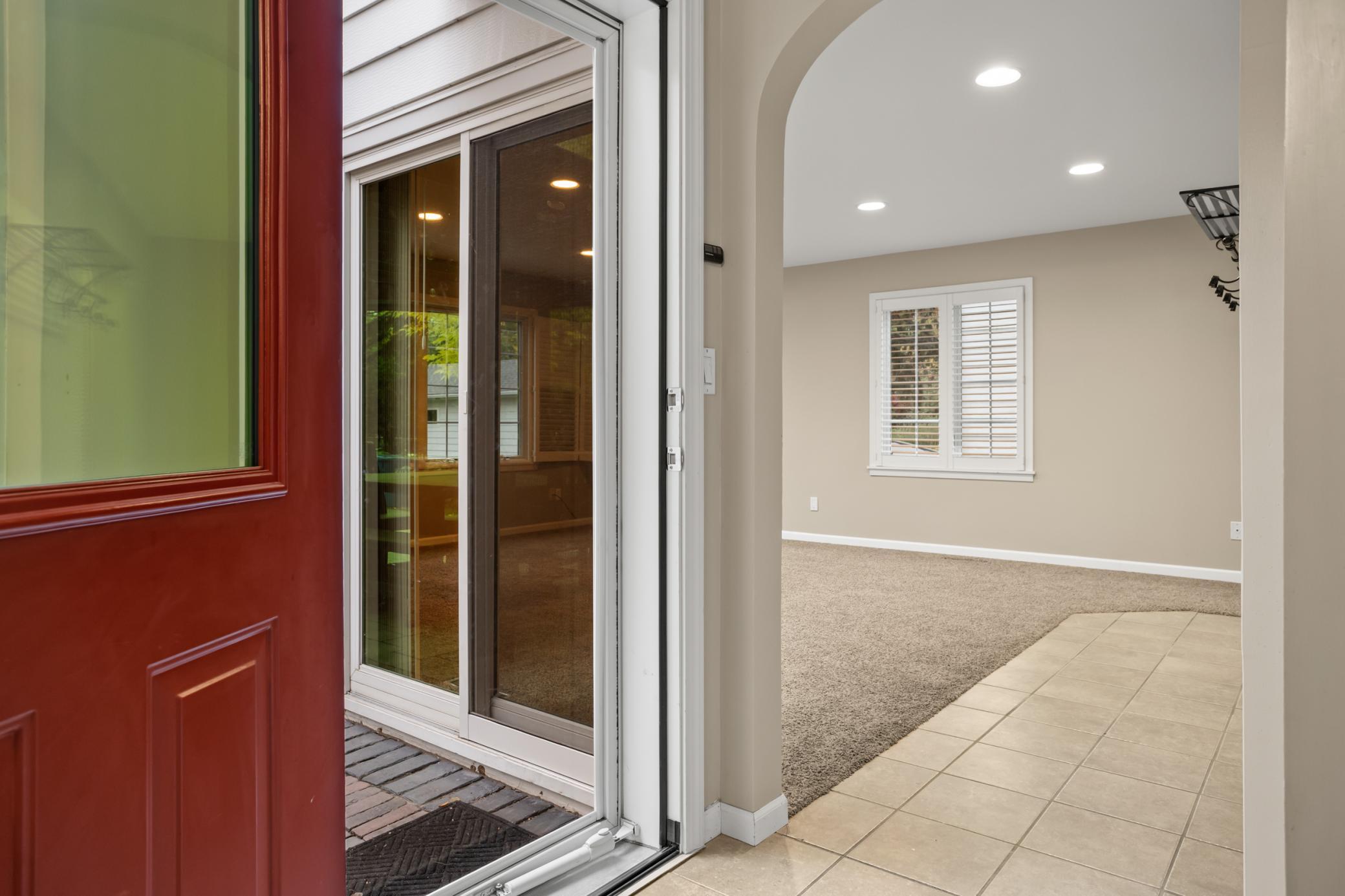 1940 single family home for sale at 1617 9th Street S in Fargo, ND — 4 bed, 4 bath (photo 28 of 66)