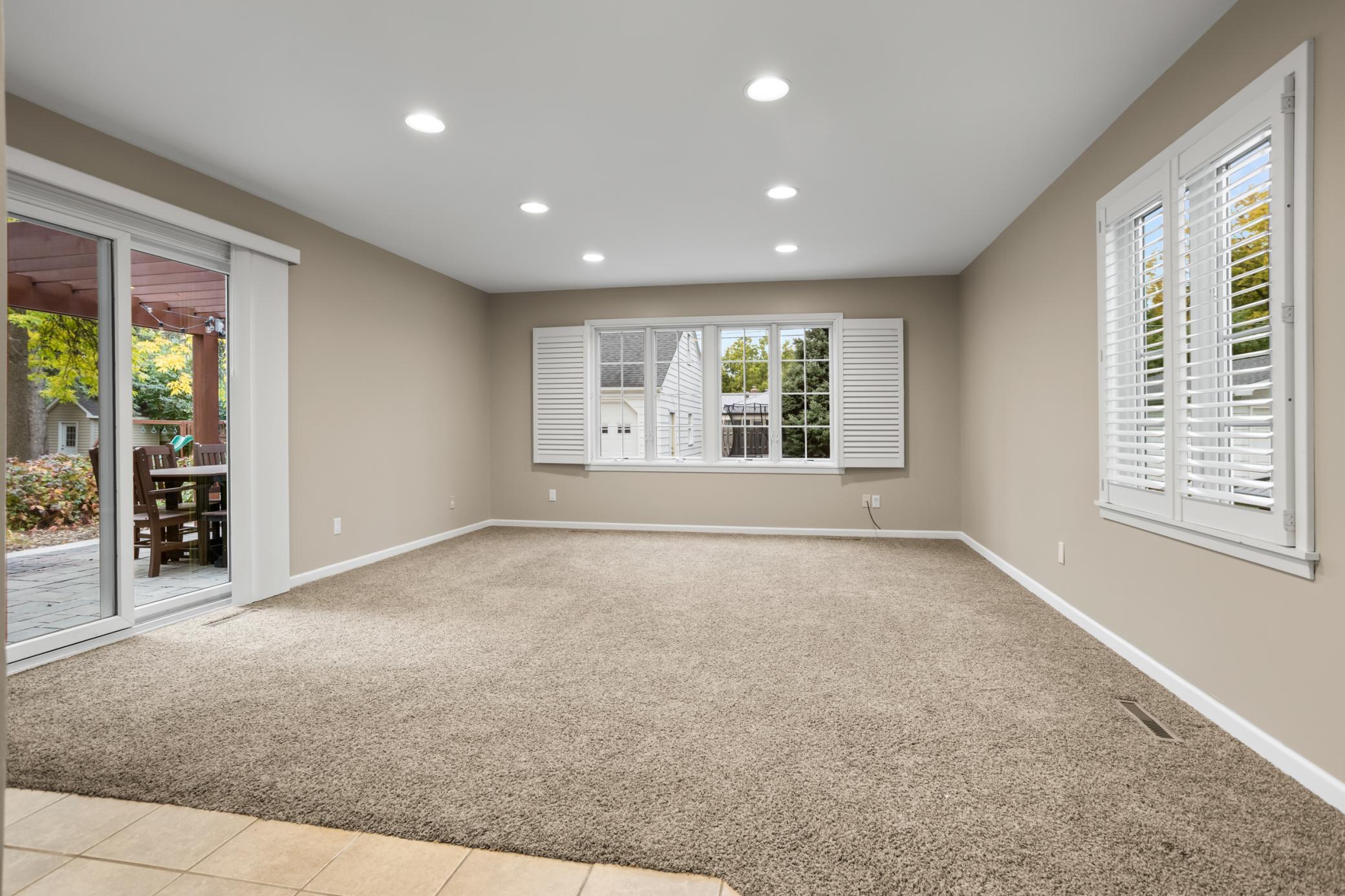 1940 single family home for sale at 1617 9th Street S in Fargo, ND — 4 bed, 4 bath (photo 29 of 66)